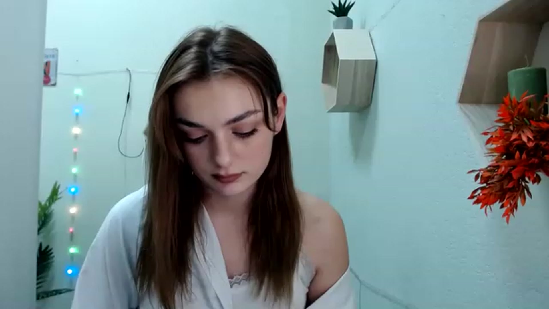 Gallery image thumbnail from For_Love_'s myfreecams stream on, 11/16/2022, 18:44 image 12 of 20