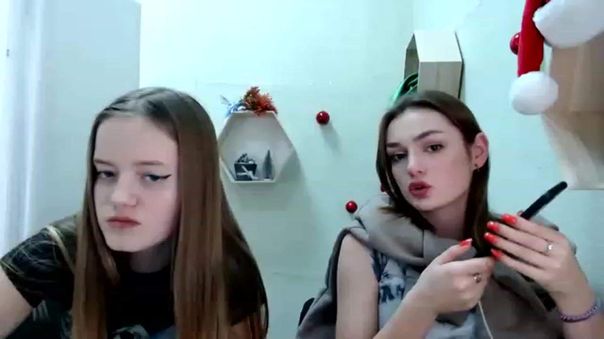 Gallery image thumbnail from For_Love_'s myfreecams stream on, 12/29/2022, 17:36 image 3 of 20