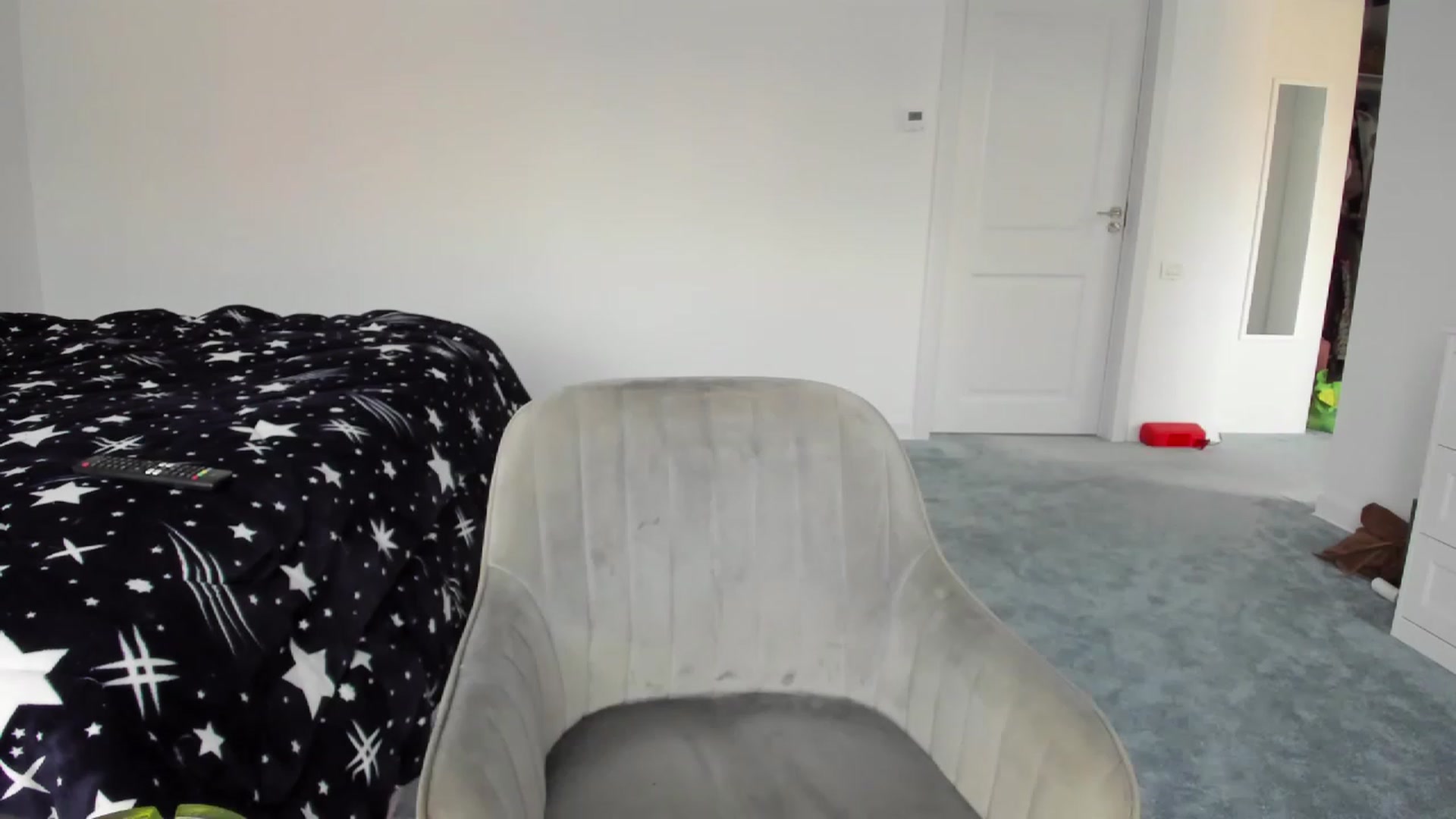 Gallery image thumbnail from Forbidn_Fruit's myfreecams stream on, 01/19/2023, 09:57 image 13 of 20