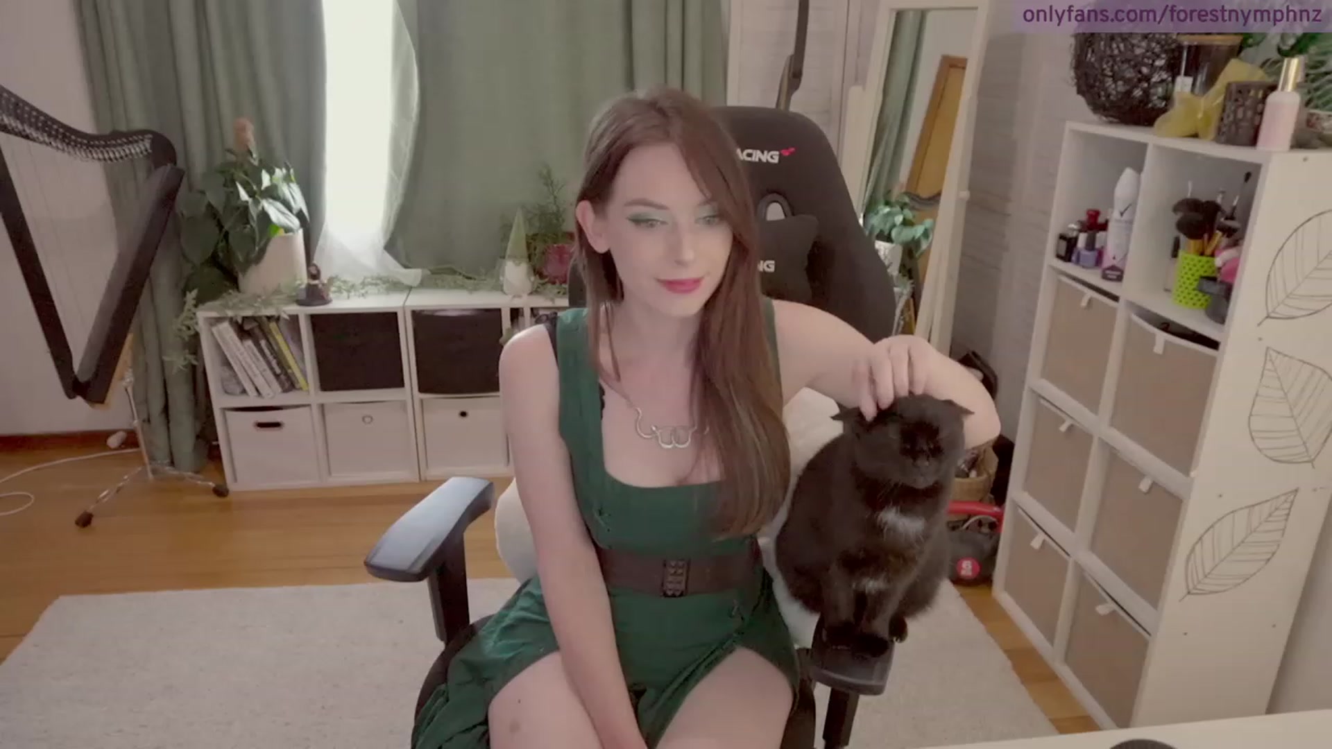 Gallery image thumbnail from Forest_nymph's myfreecams stream on, 02/21/2023, 06:05 image 4 of 20