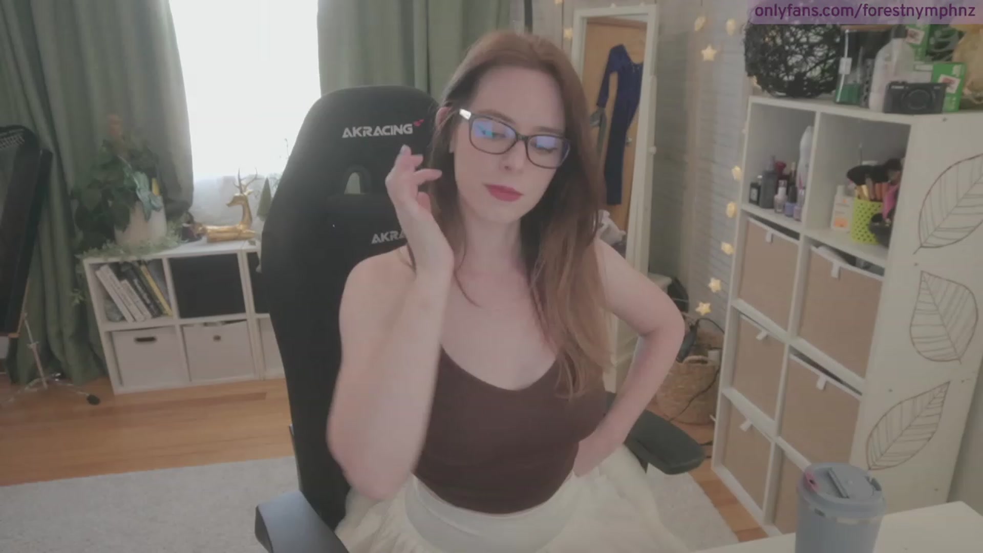 Gallery image thumbnail from Forest_nymph's myfreecams stream on, 04/04/2023, 04:07 image 6 of 20