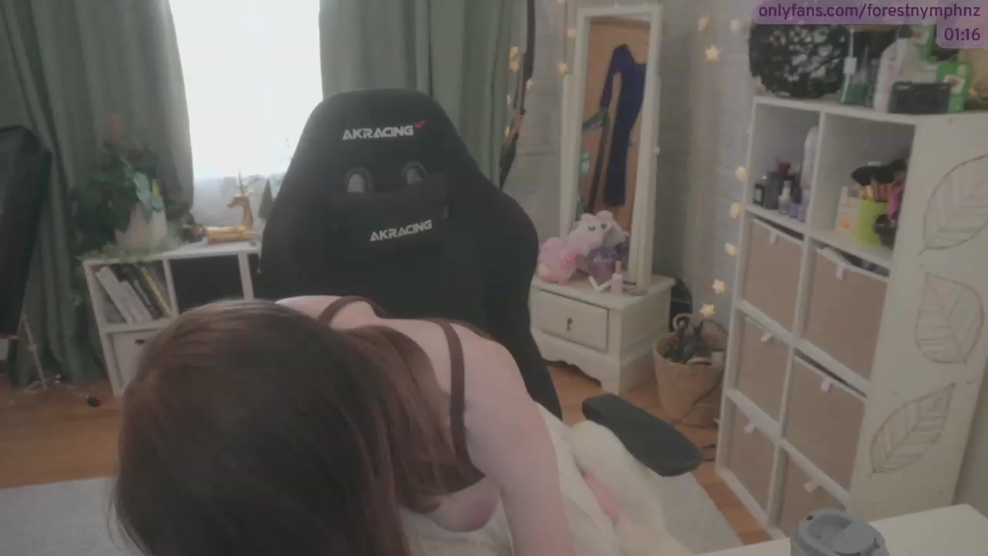 Gallery image thumbnail from Forest_nymph's myfreecams stream on, 04/04/2023, 04:07 image 14 of 20