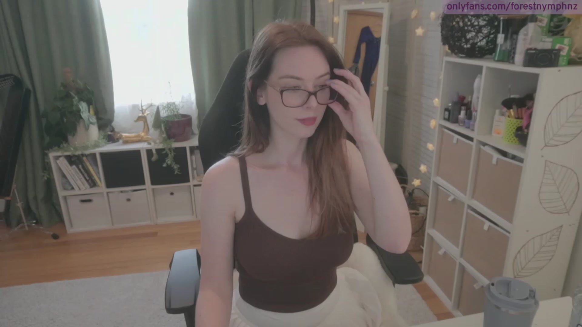 Gallery image thumbnail from Forest_nymph's myfreecams stream on, 04/04/2023, 07:12 image 2 of 20