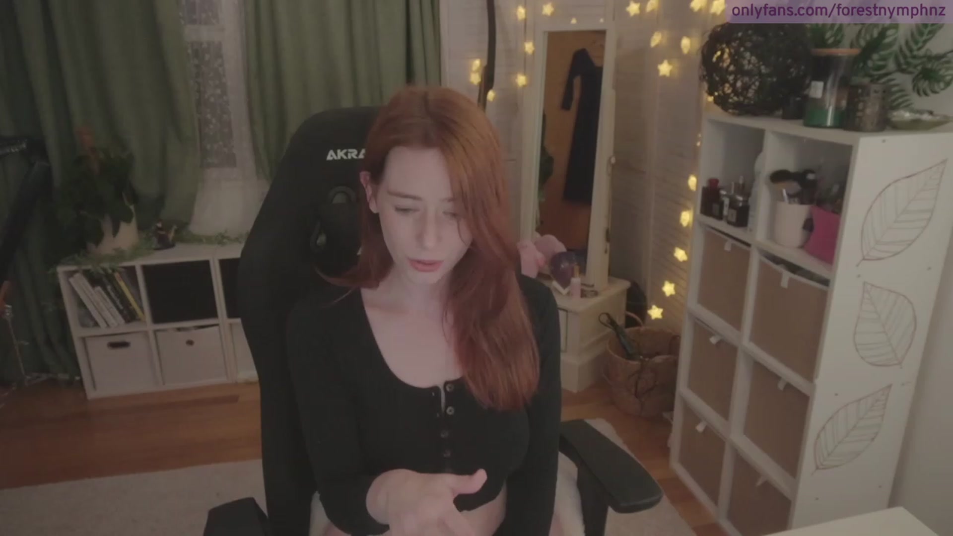 Gallery image thumbnail from Forest_nymph's myfreecams stream on, 04/14/2023, 07:24 image 12 of 20