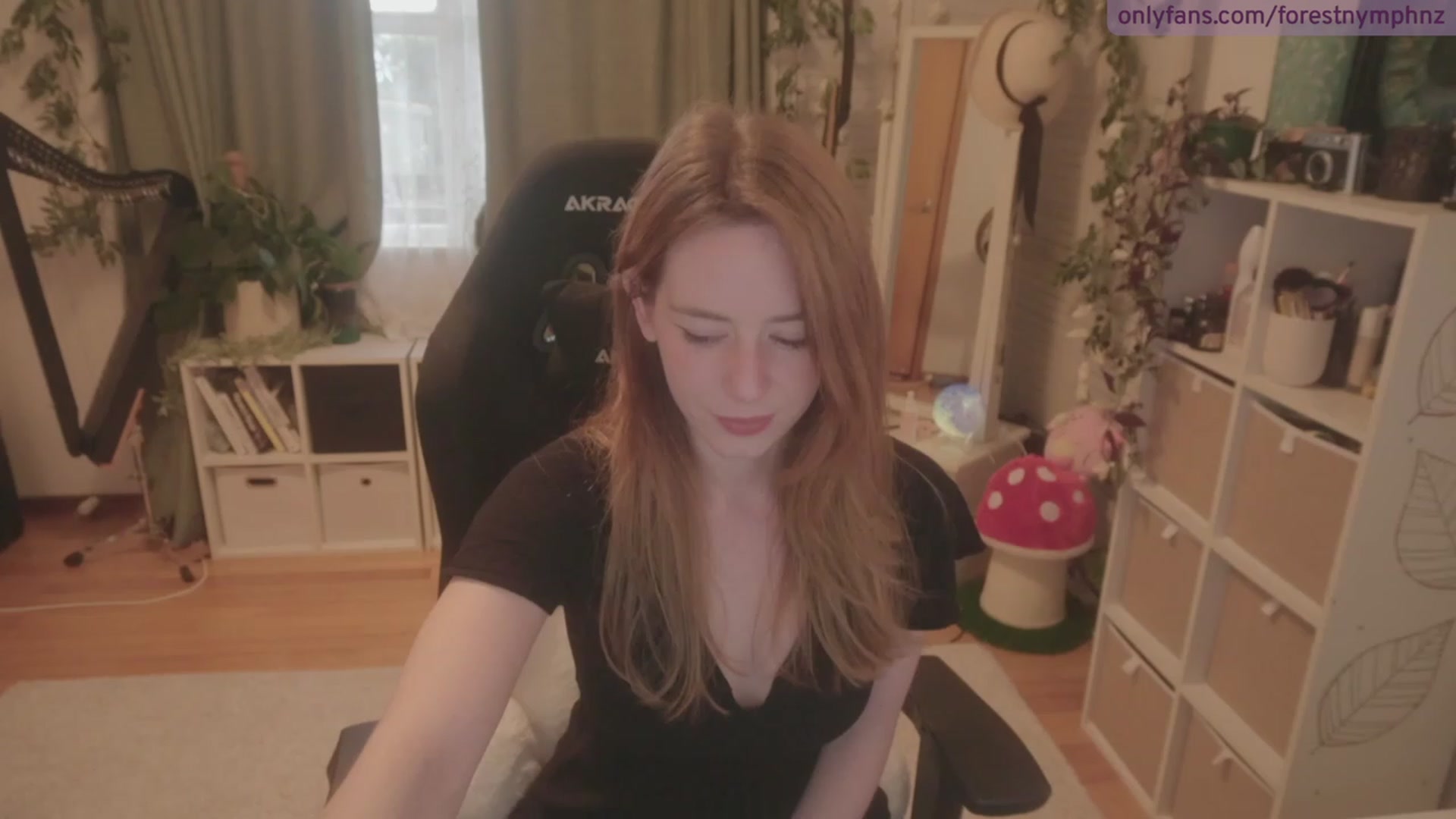 Gallery image thumbnail from Forest_nymph's myfreecams stream on, 06/26/2023, 05:14 image 2 of 20