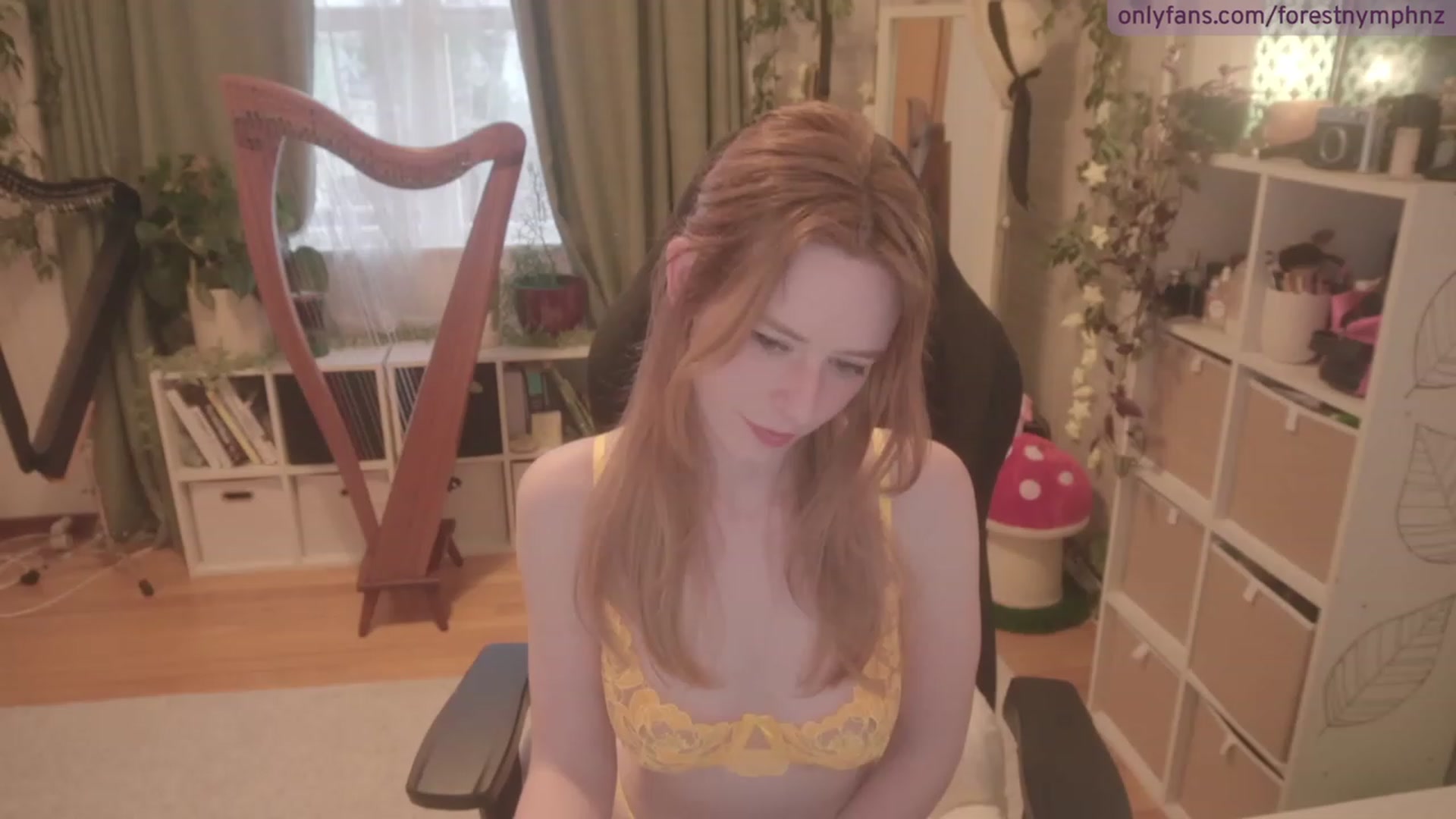 Gallery image thumbnail from Forest_nymph's myfreecams stream on, 07/24/2023, 05:36 image 16 of 20