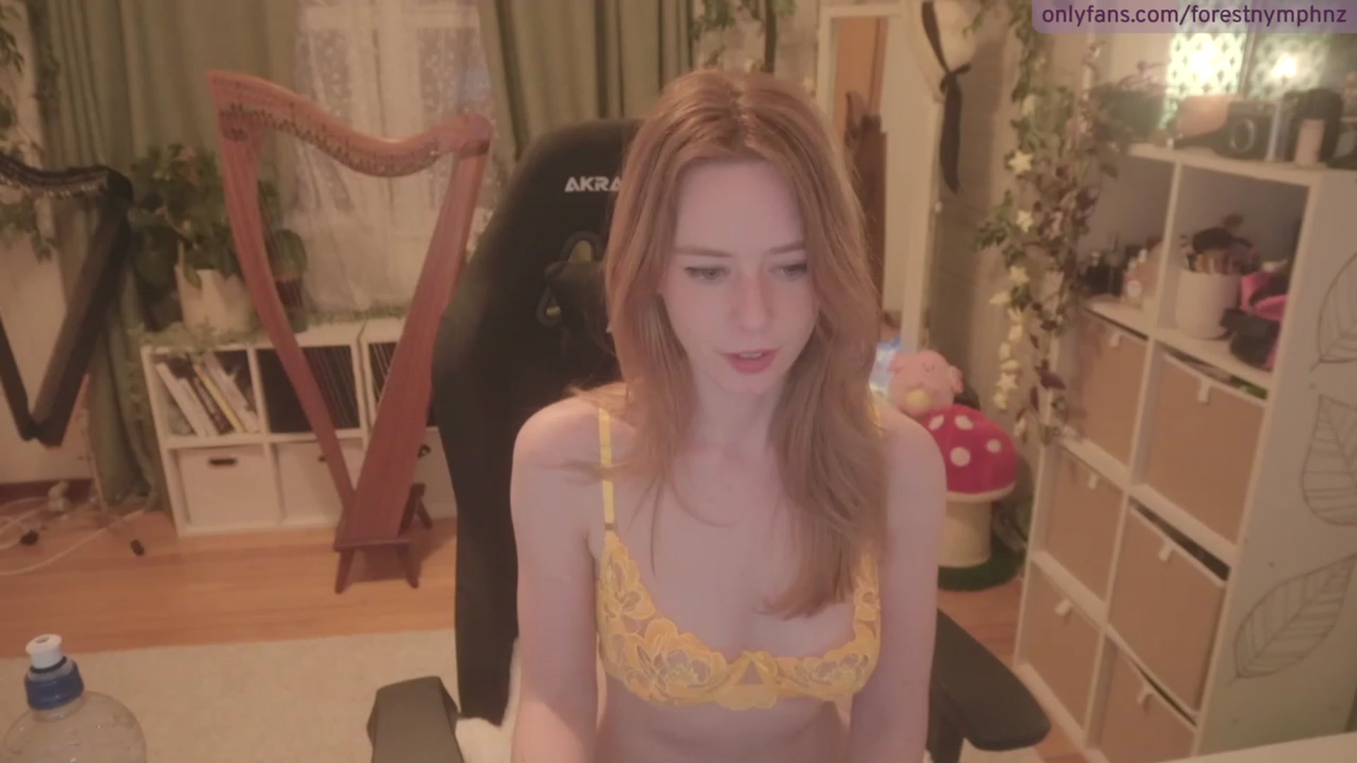 Gallery image thumbnail from Forest_nymph's myfreecams stream on, 07/24/2023, 06:03 image 15 of 20