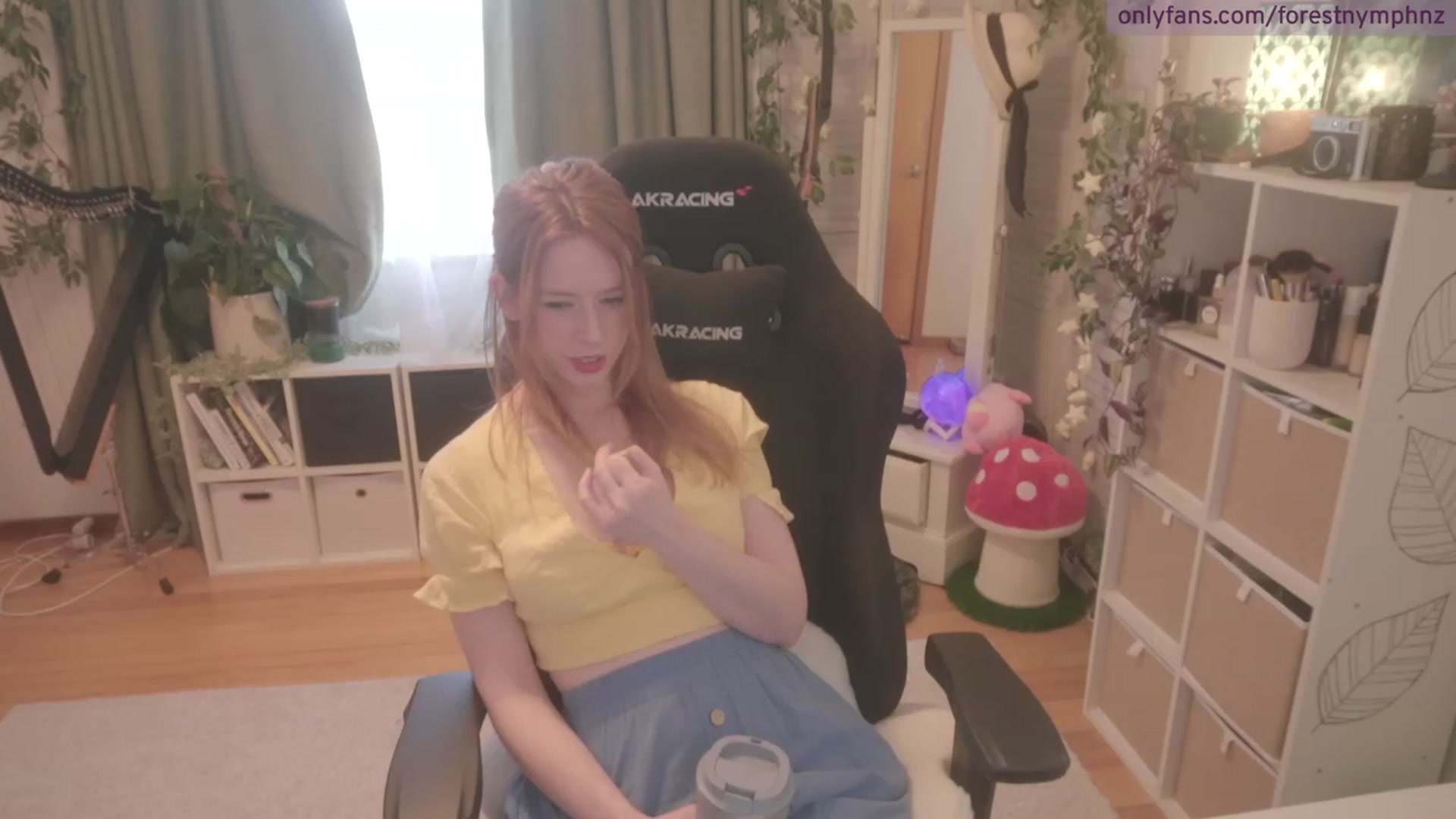 Gallery image thumbnail from Forest_nymph's myfreecams stream on, 07/28/2023, 03:38 image 9 of 20