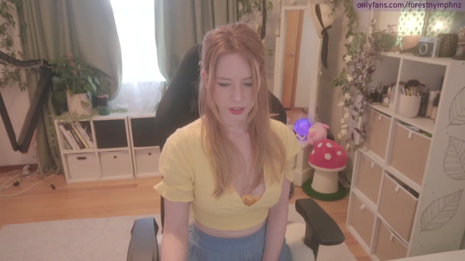 Gallery image thumbnail from Forest_nymph's myfreecams stream on, 07/28/2023, 03:38 image 2 of 20
