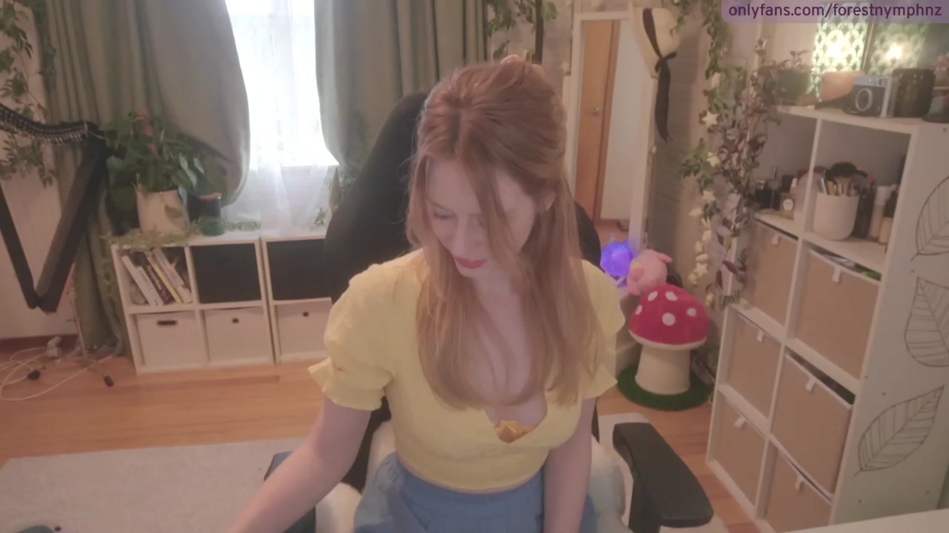 Gallery image thumbnail from Forest_nymph's myfreecams stream on, 07/28/2023, 06:44 image 2 of 20