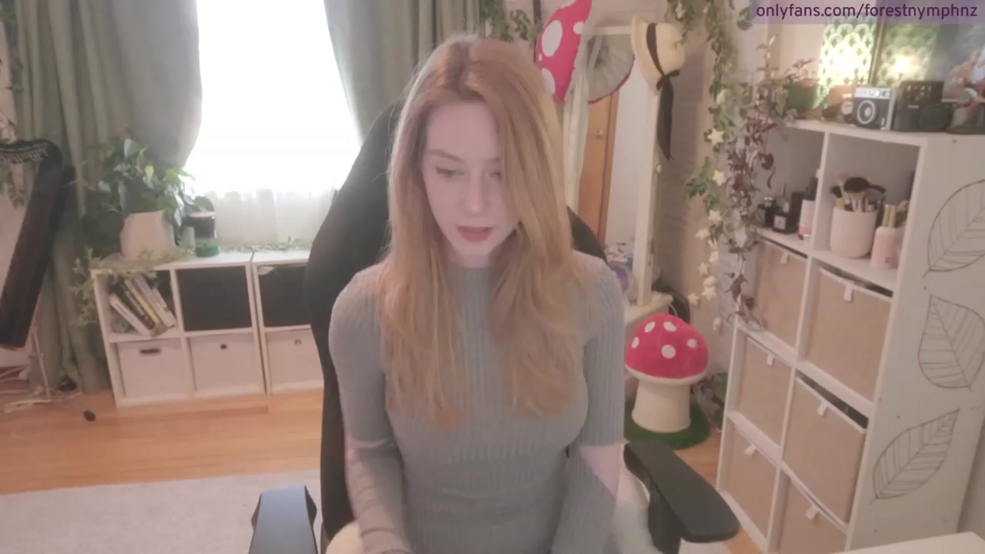 Gallery image thumbnail from Forest_nymph's myfreecams stream on, 08/18/2023, 04:57 image 7 of 20