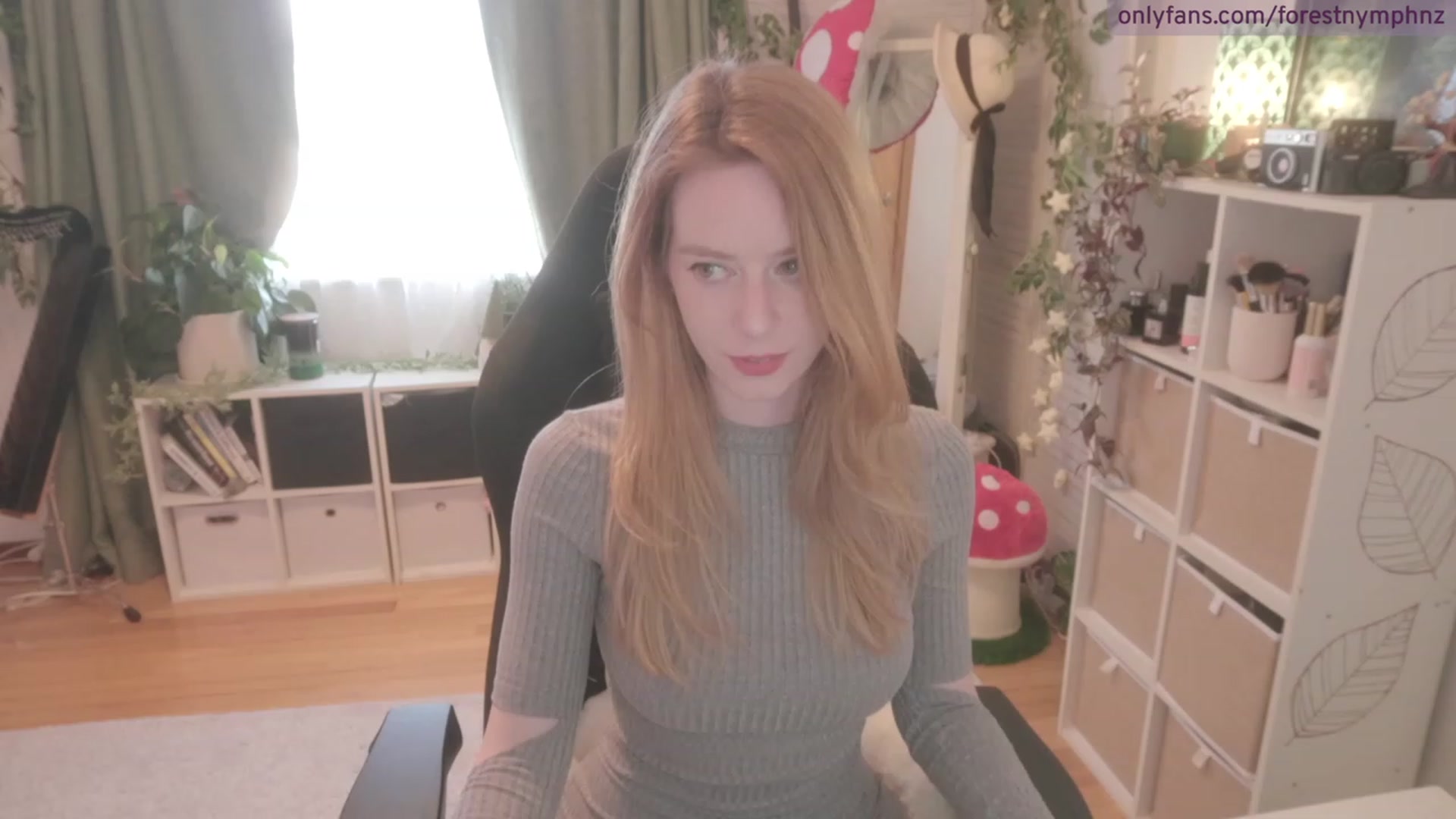 Gallery image thumbnail from Forest_nymph's myfreecams stream on, 08/18/2023, 04:57 image 6 of 20