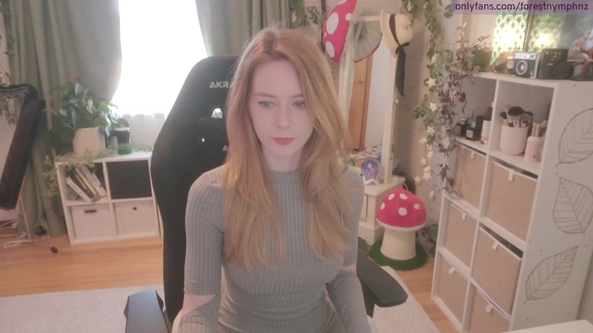 Gallery image thumbnail from Forest_nymph's myfreecams stream on, 08/18/2023, 04:57 image 3 of 20