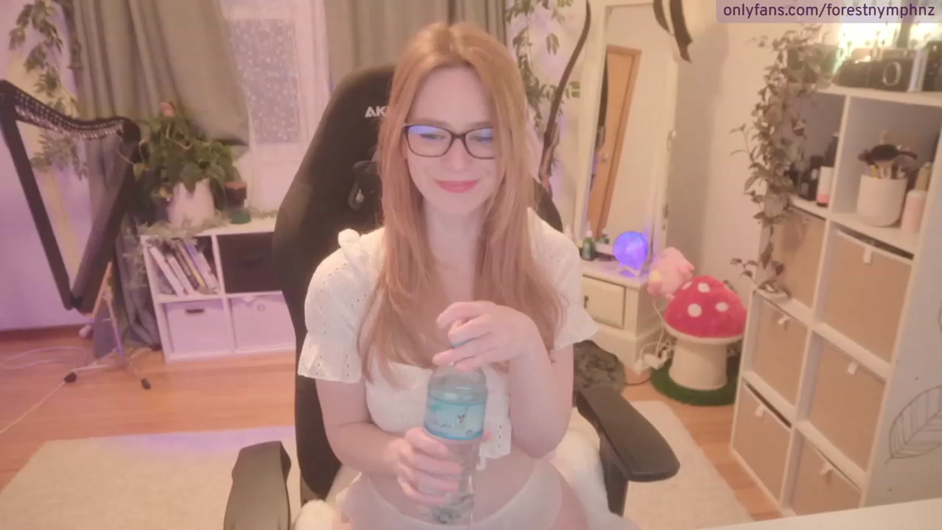 Gallery image thumbnail from Forest_nymph's myfreecams stream on, 08/29/2023, 06:39 image 19 of 20