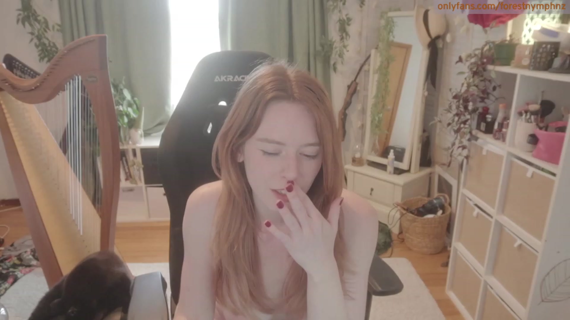 Gallery image thumbnail from Forest_nymph's myfreecams stream on, 12/08/2023, 02:45 image 18 of 20