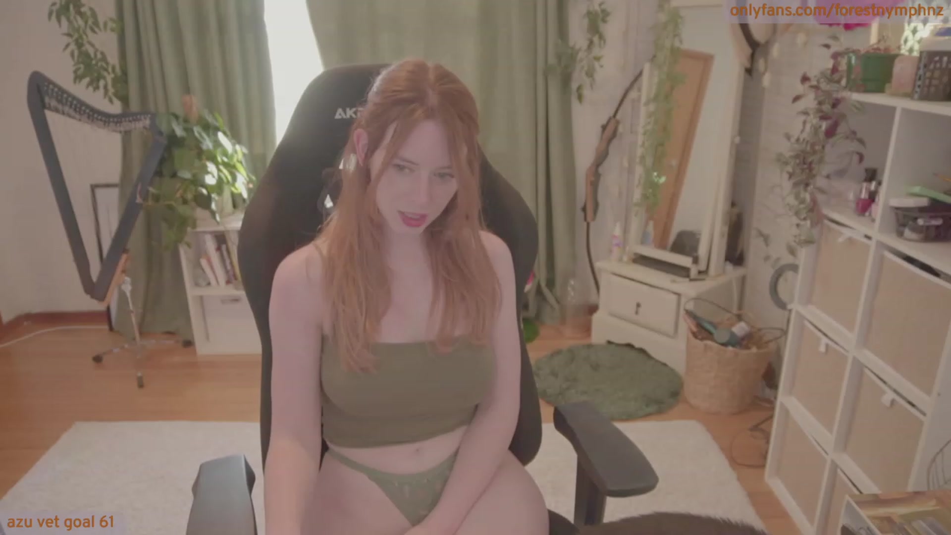 Gallery image thumbnail from Forest_nymph's myfreecams stream on, 01/08/2024, 06:55 image 12 of 20