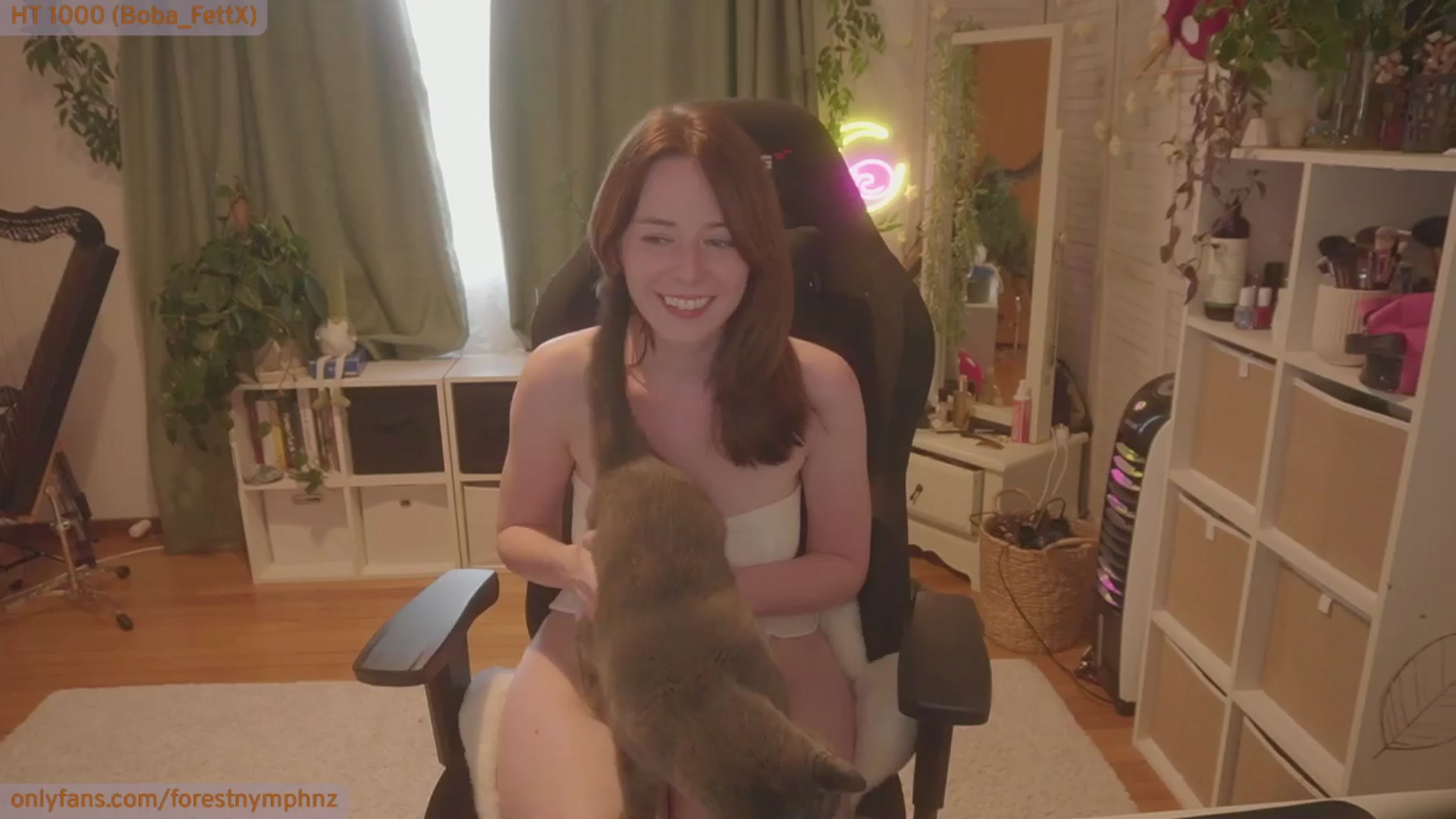 Gallery image thumbnail from Forest_nymph's myfreecams stream on, 03/29/2024, 05:08 image 11 of 20