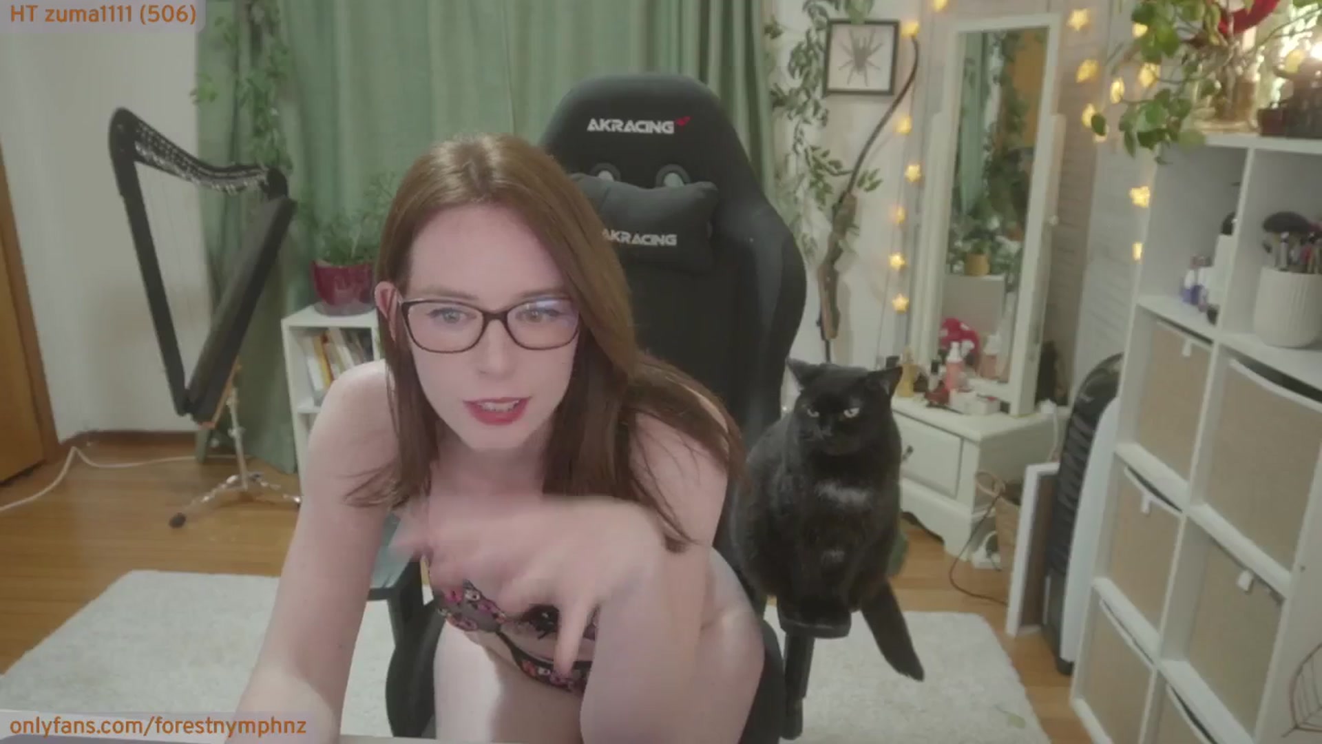 Gallery image thumbnail from Forest_nymph's myfreecams stream on, 06/14/2024, 05:21 image 19 of 20