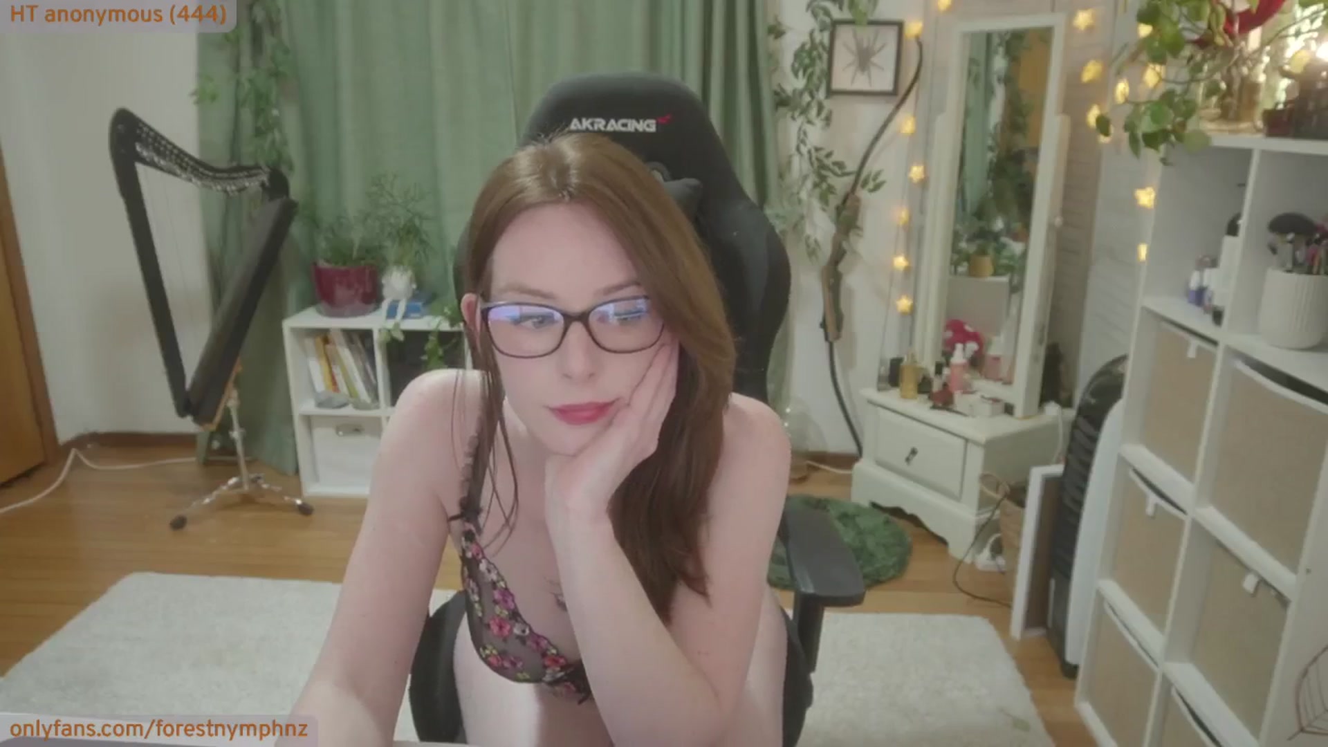 Gallery image thumbnail from Forest_nymph's myfreecams stream on, 06/14/2024, 05:21 image 16 of 20