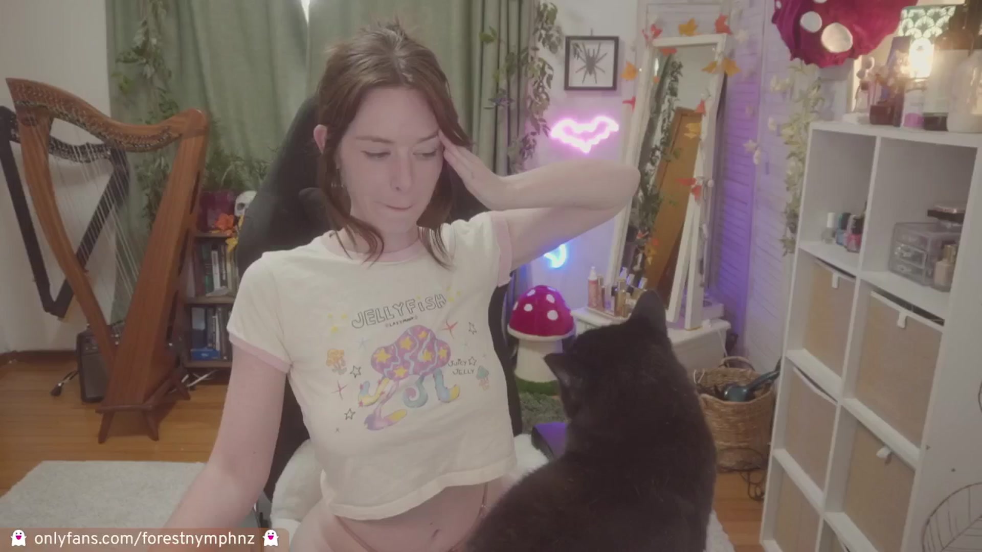 Gallery image thumbnail from Forest_nymph's myfreecams stream on, 10/31/2024, 05:21 image 15 of 20