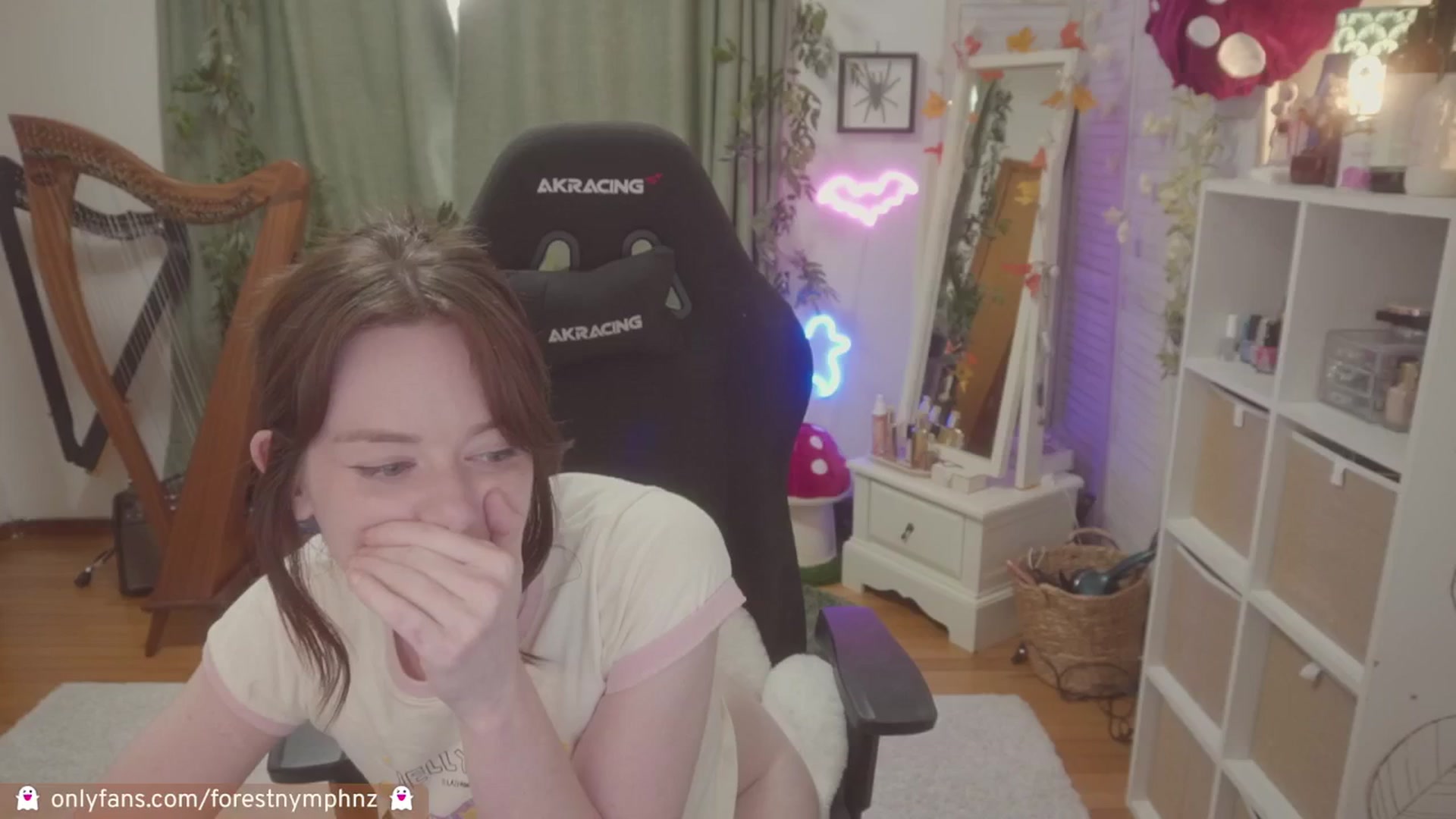 Gallery image thumbnail from Forest_nymph's myfreecams stream on, 10/31/2024, 05:21 image 10 of 20