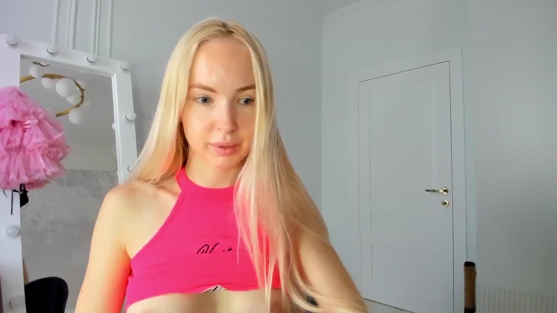 Gallery image thumbnail from ForeverBarbie's myfreecams stream on, 06/13/2024, 06:24 image 20 of 20