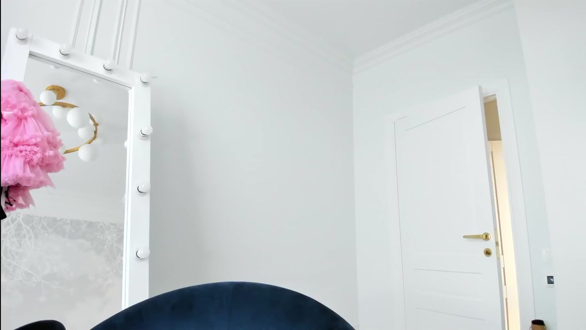 Gallery image thumbnail from ForeverBarbie's myfreecams stream on, 06/17/2024, 05:37 image 1 of 20