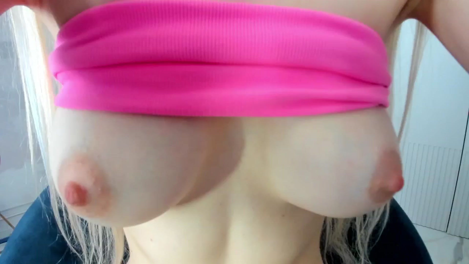 Gallery image thumbnail from ForeverBarbie's myfreecams stream on, 07/10/2024, 05:24 image 13 of 20