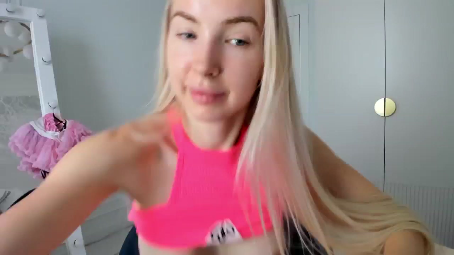 Gallery image thumbnail from ForeverBarbie's myfreecams stream on, 07/16/2024, 07:10 image 14 of 20