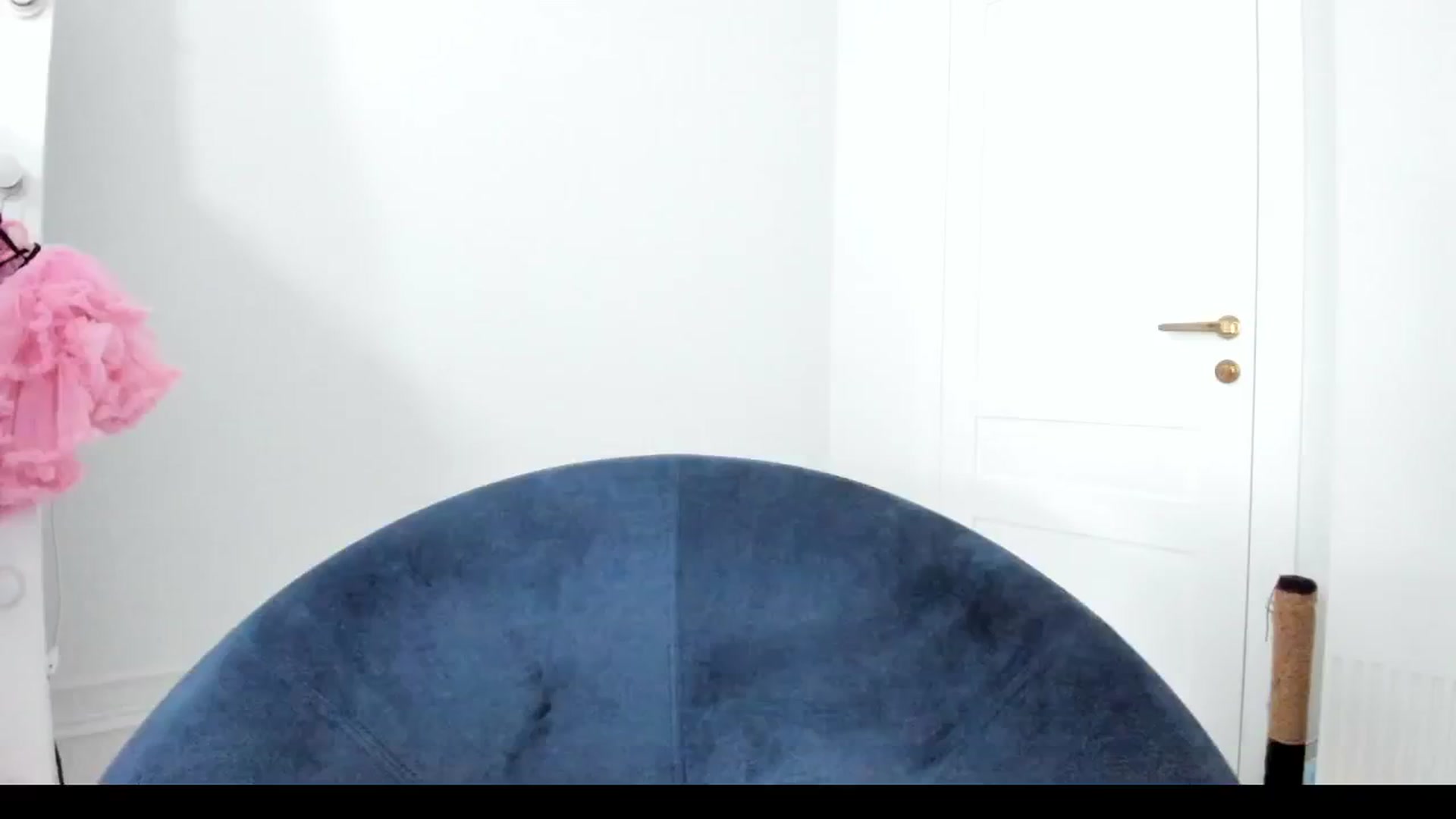 Gallery image thumbnail from ForeverBarbie's myfreecams stream on, 07/19/2024, 03:57 image 1 of 20