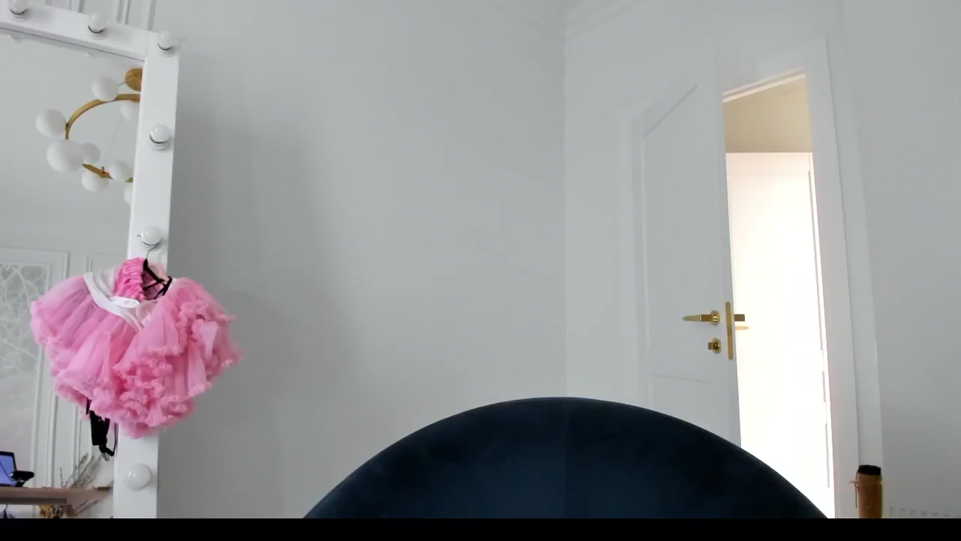 Gallery image thumbnail from ForeverBarbie's myfreecams stream on, 07/23/2024, 06:18 image 9 of 20