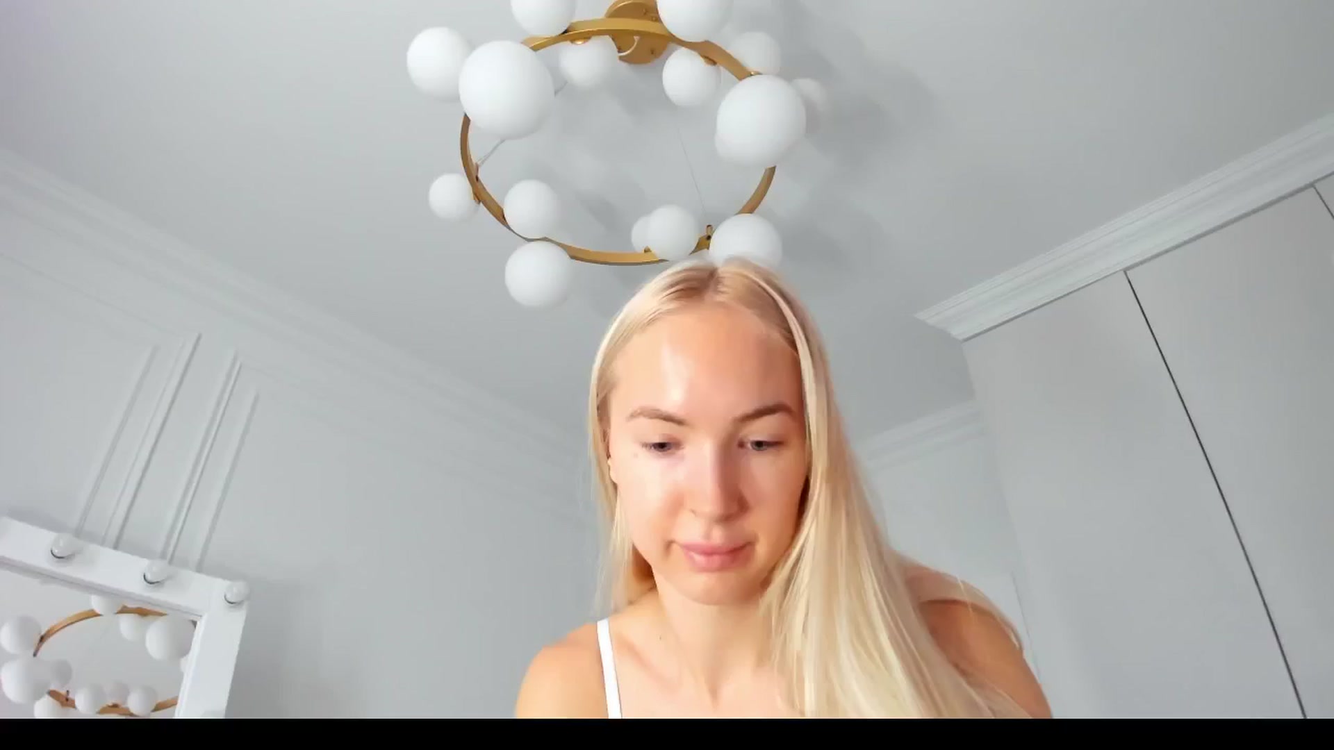 Gallery image thumbnail from ForeverBarbie's myfreecams stream on, 07/24/2024, 04:42 image 15 of 20