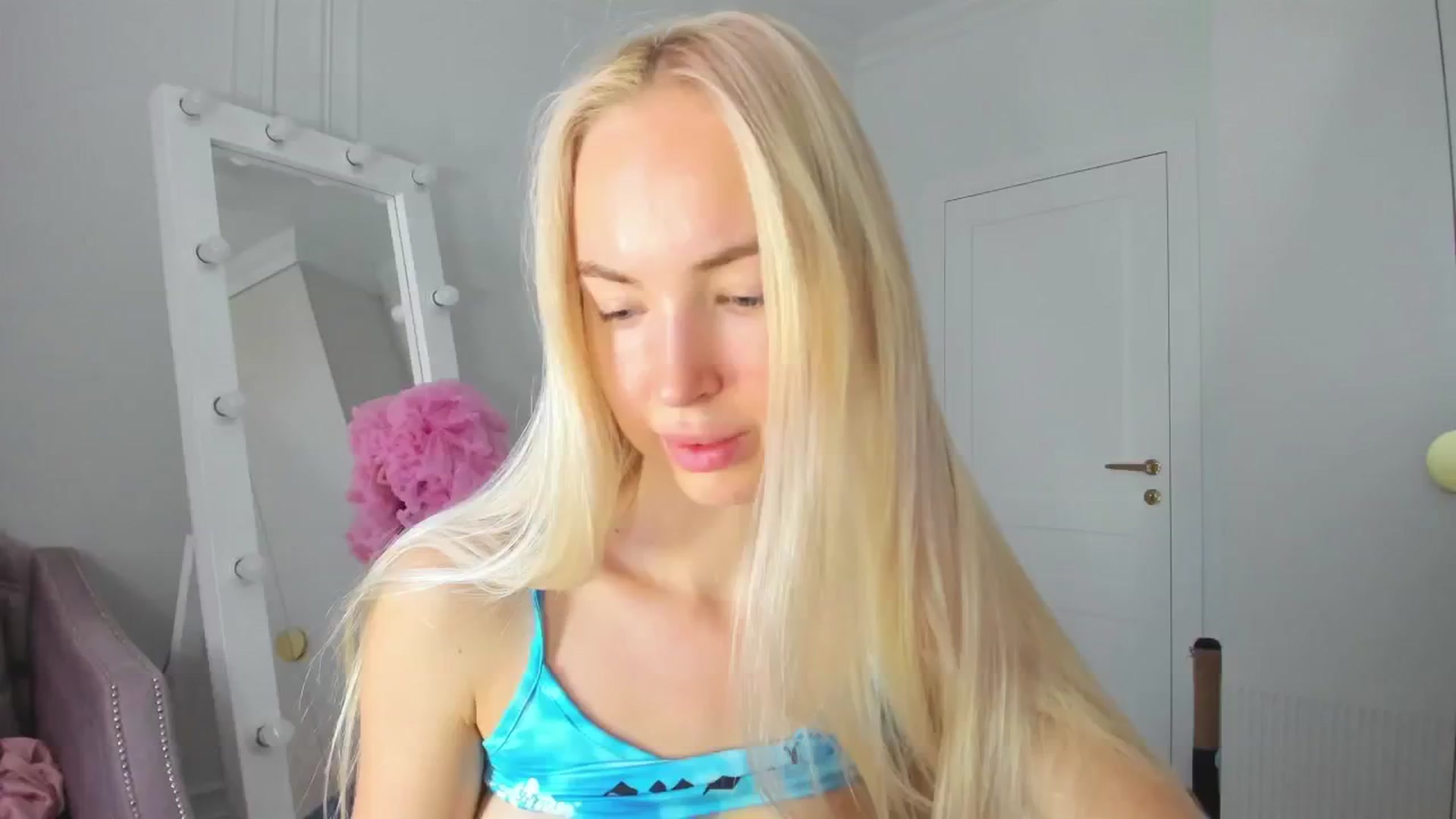 Gallery image thumbnail from ForeverBarbie's myfreecams stream on, 08/01/2024, 04:55 image 20 of 20