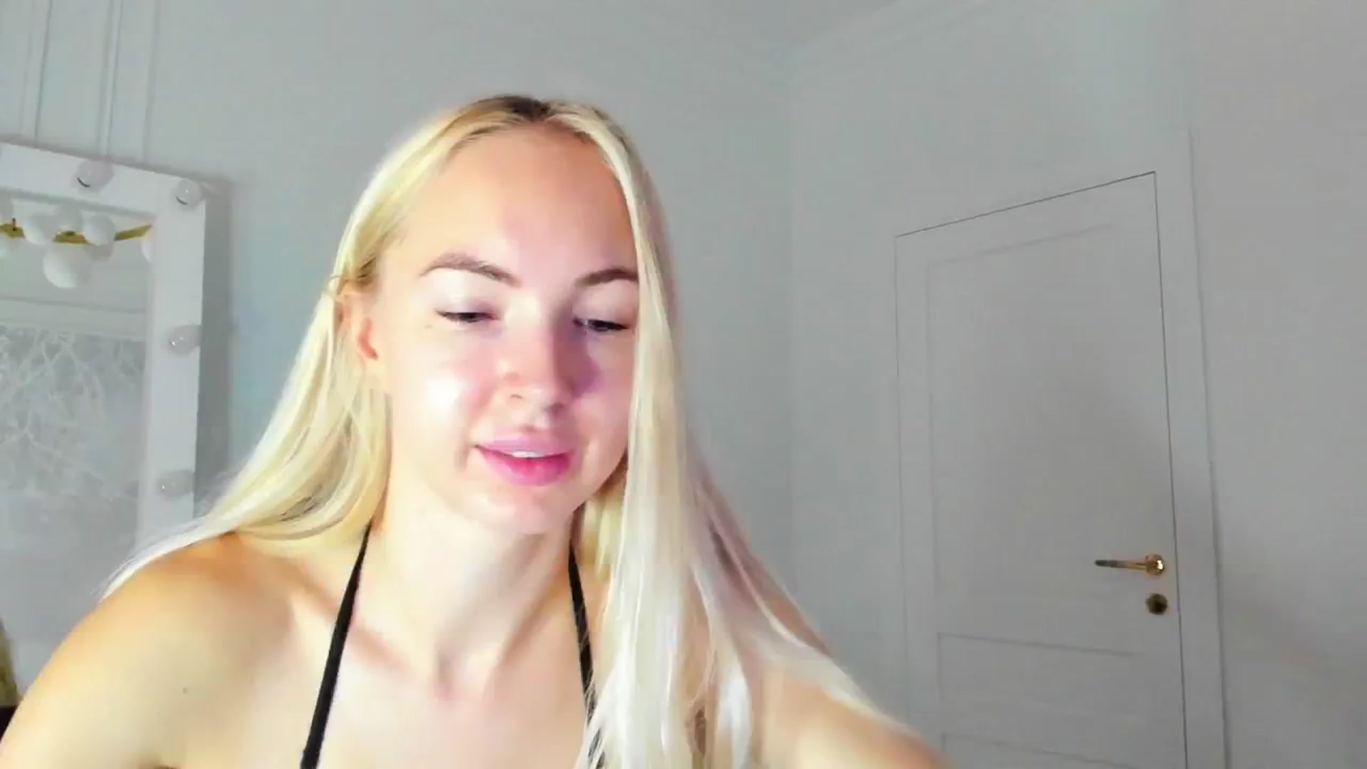 Gallery image thumbnail from ForeverBarbie's myfreecams stream on, 09/06/2024, 05:21 image 2 of 20