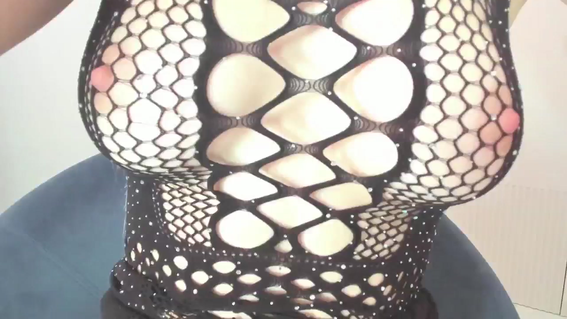 Gallery image thumbnail from ForeverBarbie's myfreecams stream on, 09/13/2024, 10:08 image 3 of 20