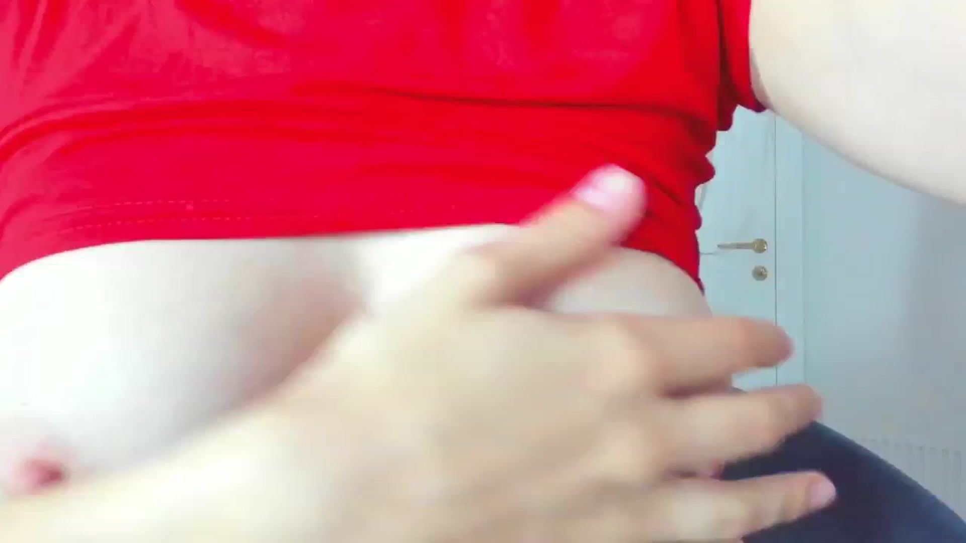 Gallery image thumbnail from ForeverBarbie's myfreecams stream on, 10/03/2024, 06:13 image 2 of 20
