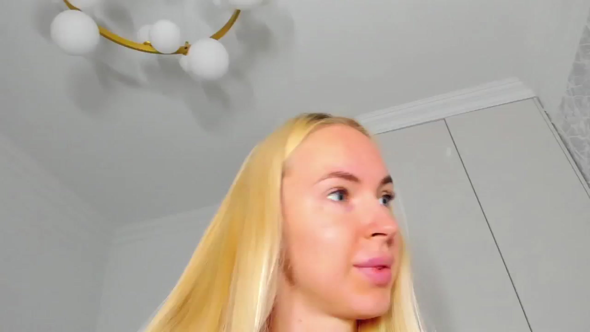 Gallery image thumbnail from ForeverBarbie's myfreecams stream on, 10/14/2024, 06:41 image 6 of 20