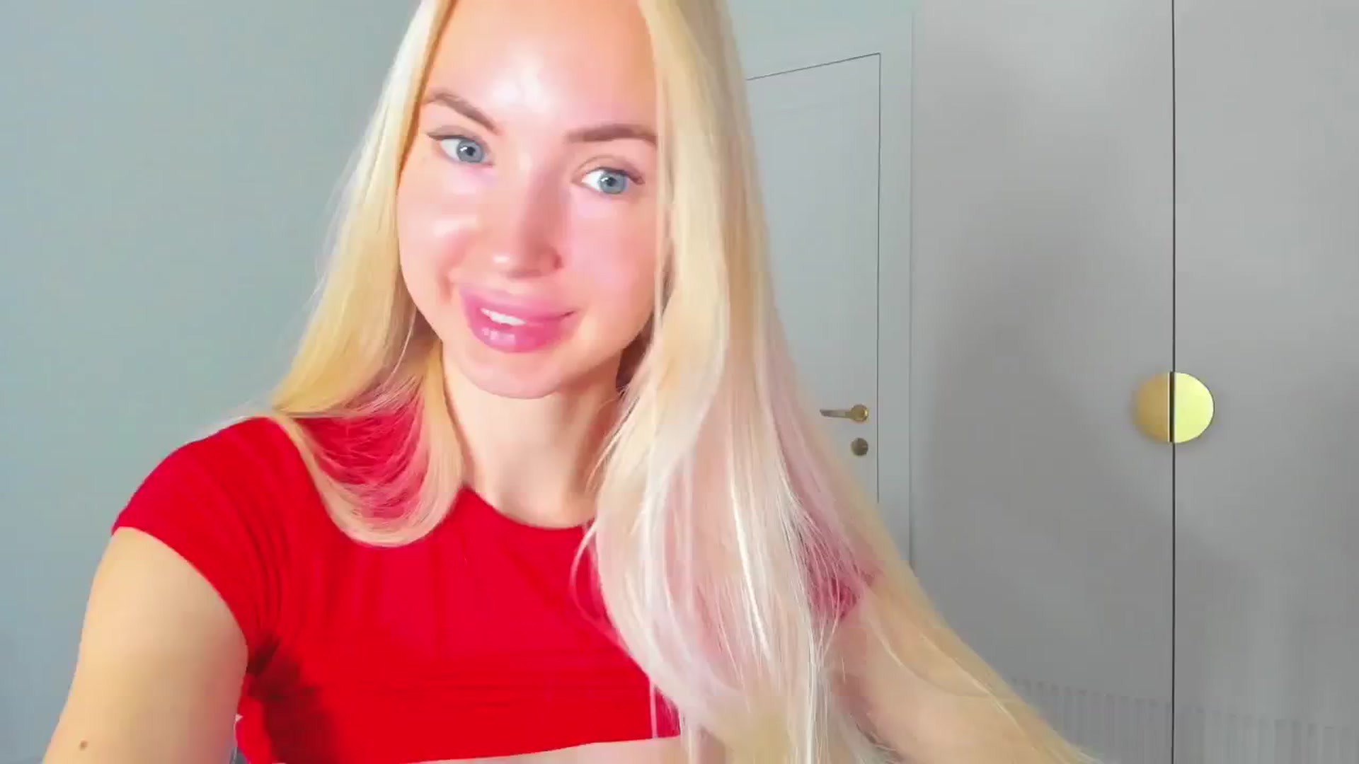 Gallery image thumbnail from ForeverBarbie's myfreecams stream on, 10/14/2024, 08:14 image 5 of 20