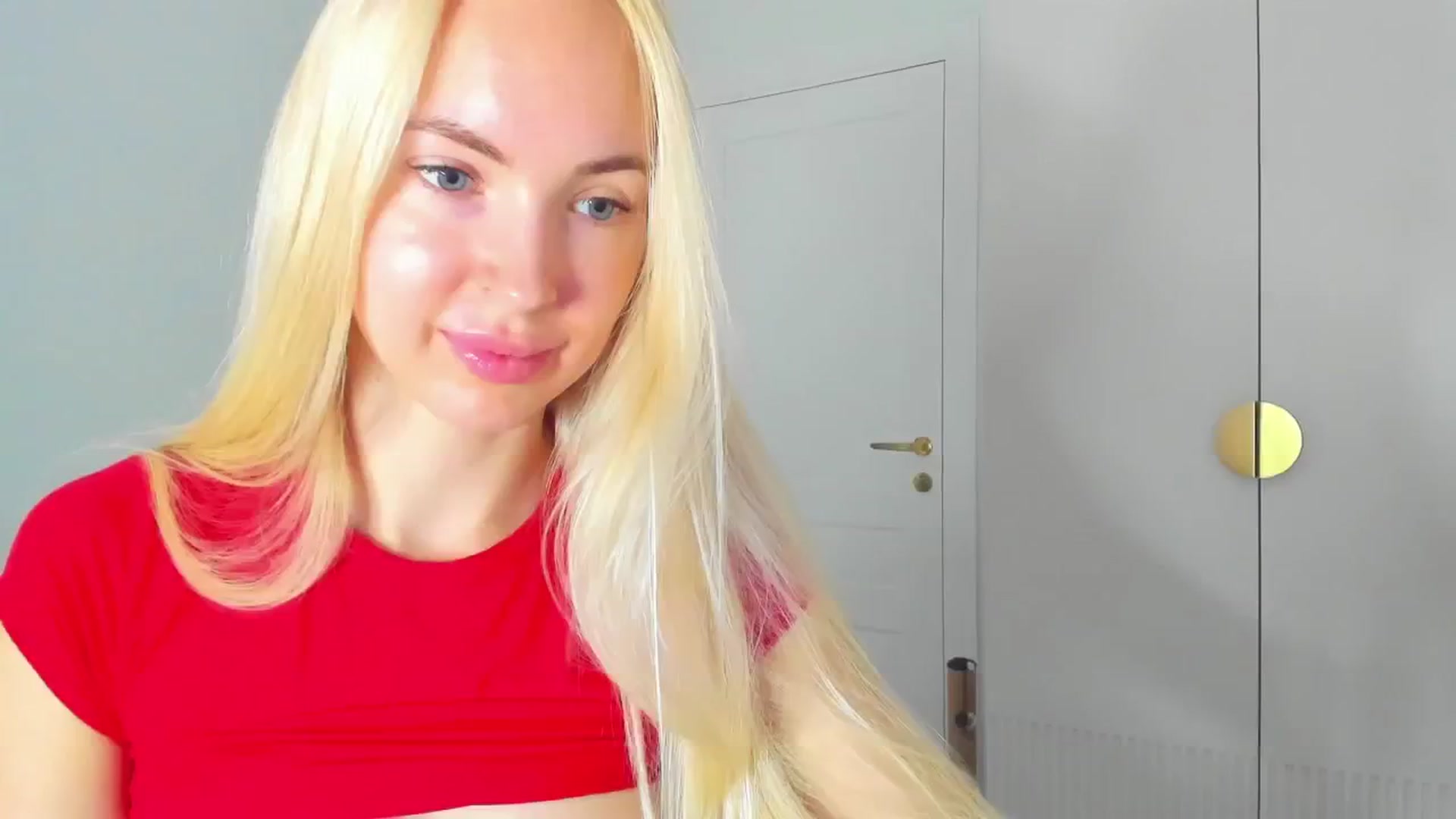 Gallery image thumbnail from ForeverBarbie's myfreecams stream on, 10/14/2024, 08:14 image 6 of 20