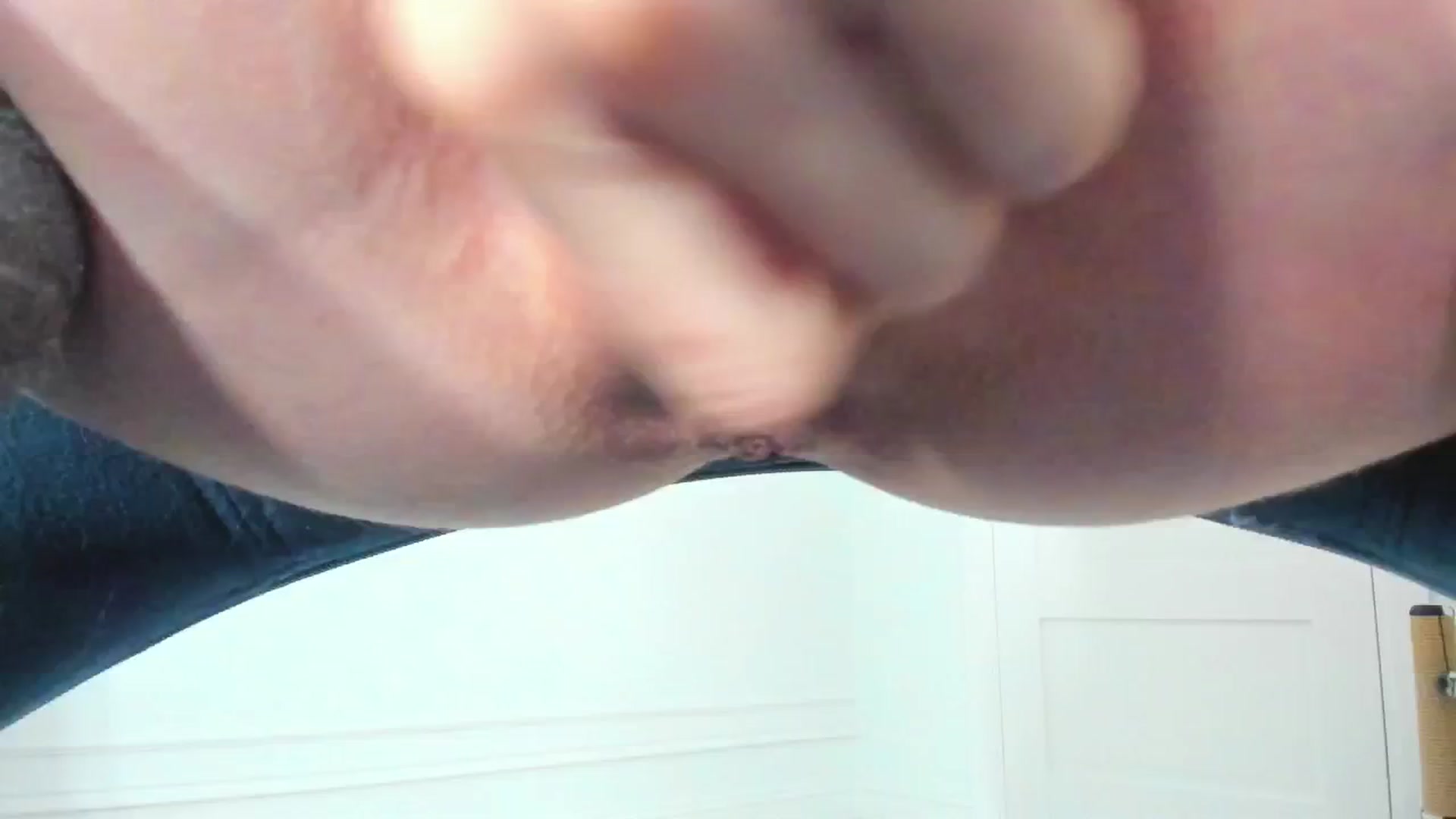 Gallery image thumbnail from ForeverBarbie's myfreecams stream on, 10/22/2024, 04:13 image 14 of 20