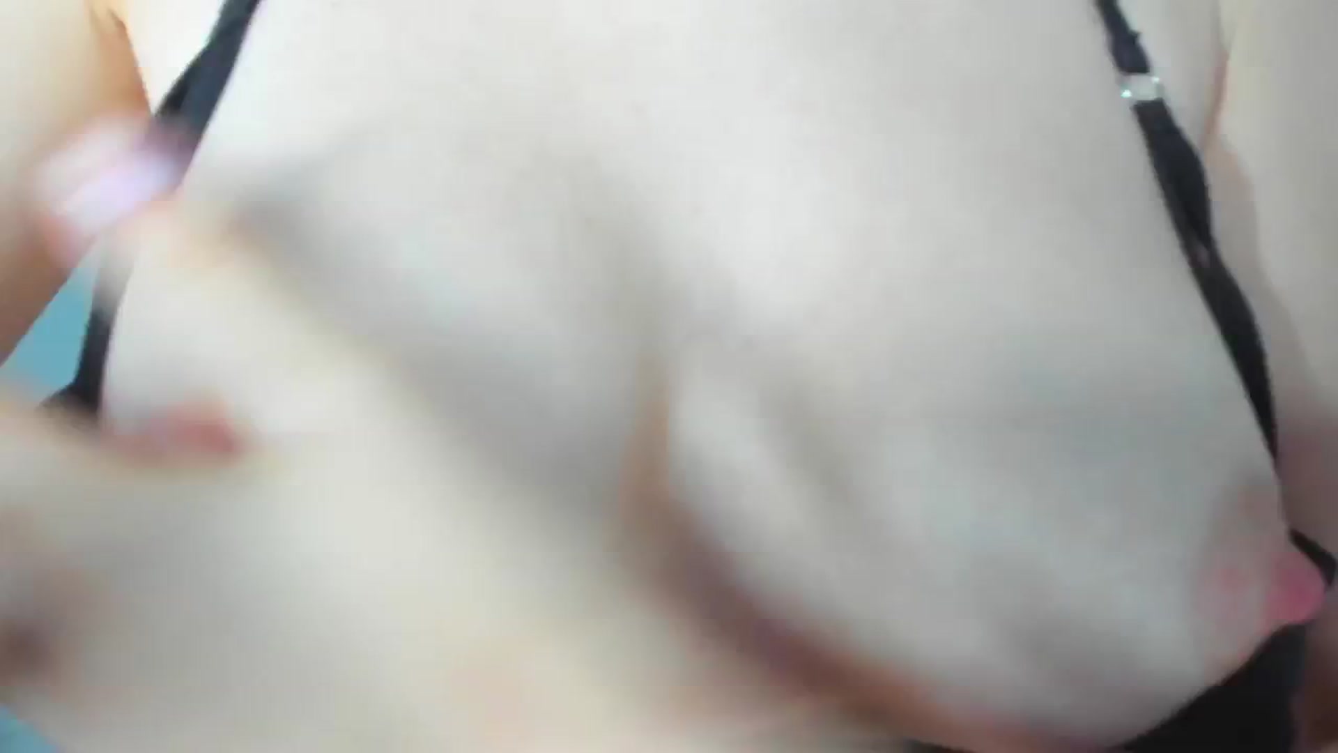 Gallery image thumbnail from ForeverBarbie's myfreecams stream on, 10/24/2024, 04:41 image 6 of 20
