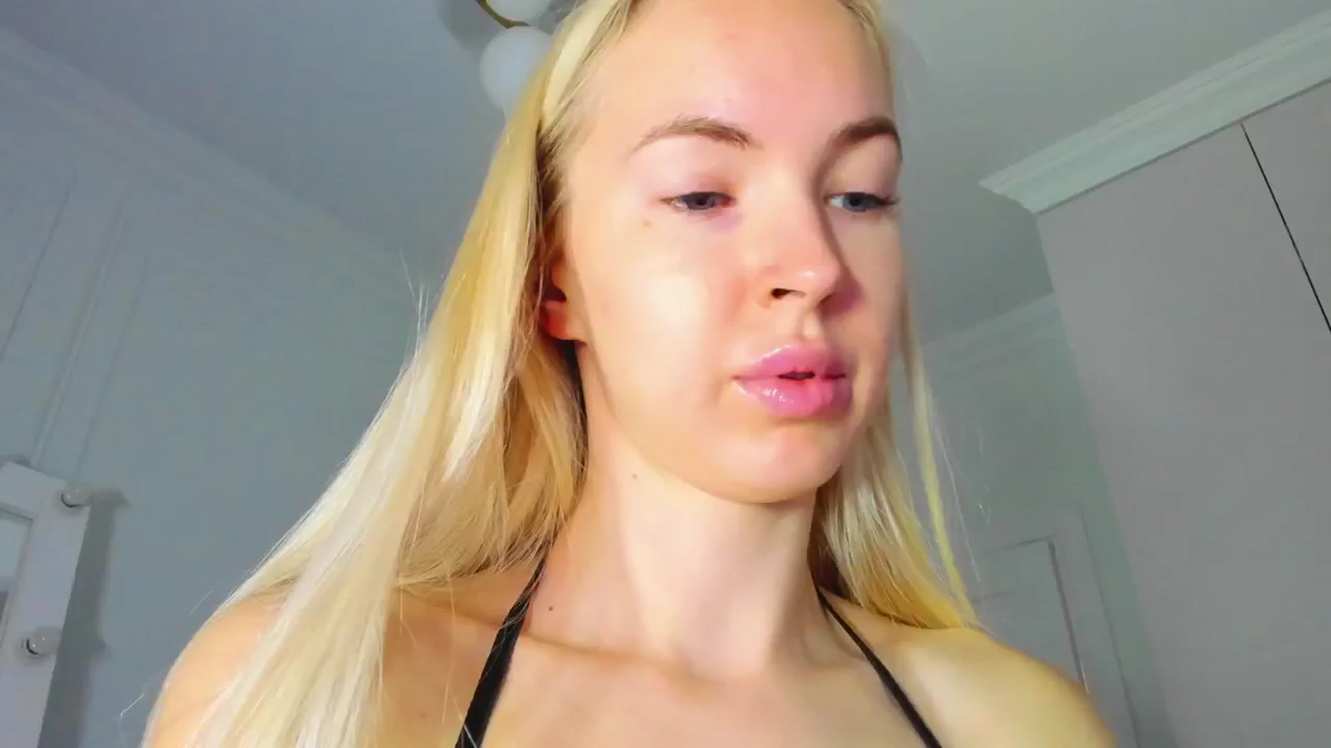 Gallery image thumbnail from ForeverBarbie's myfreecams stream on, 10/24/2024, 05:53 image 2 of 20
