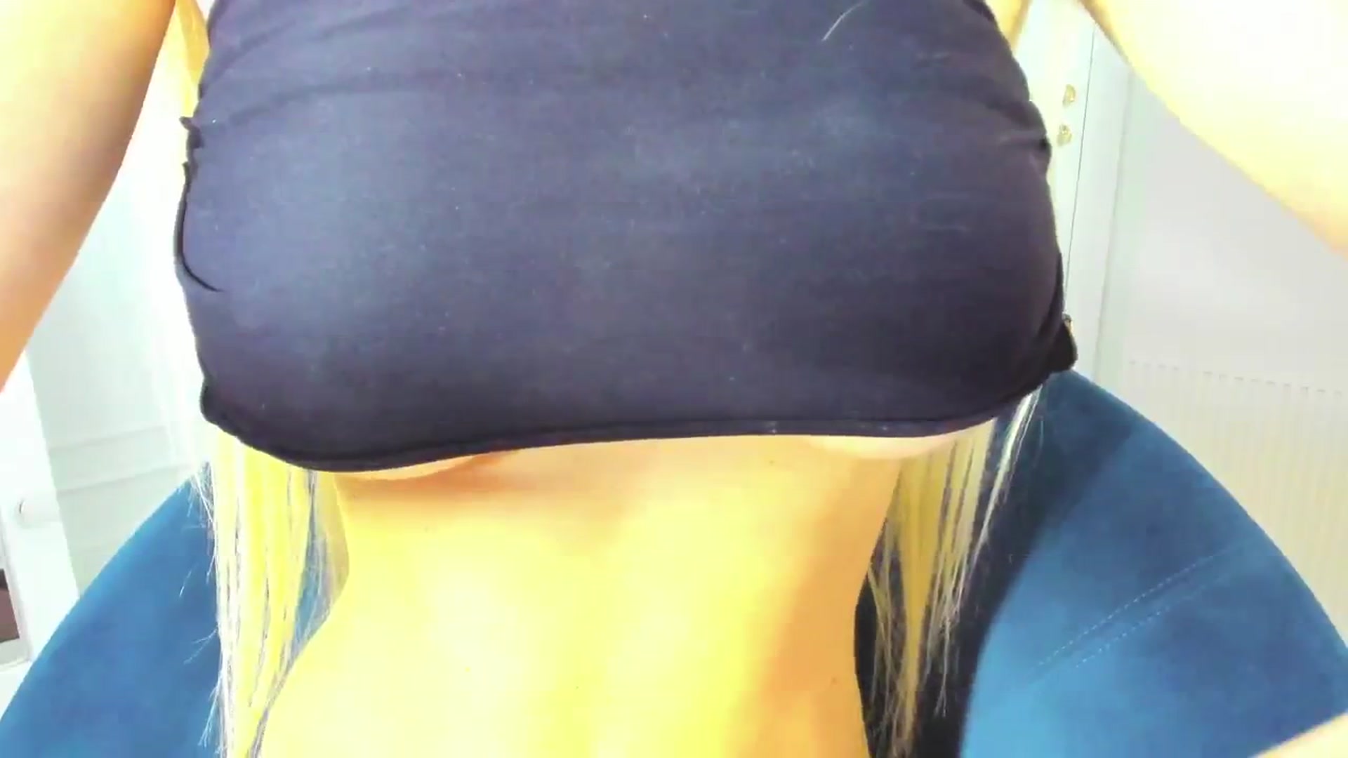 Gallery image thumbnail from ForeverBarbie's myfreecams stream on, 10/30/2024, 06:53 image 14 of 20