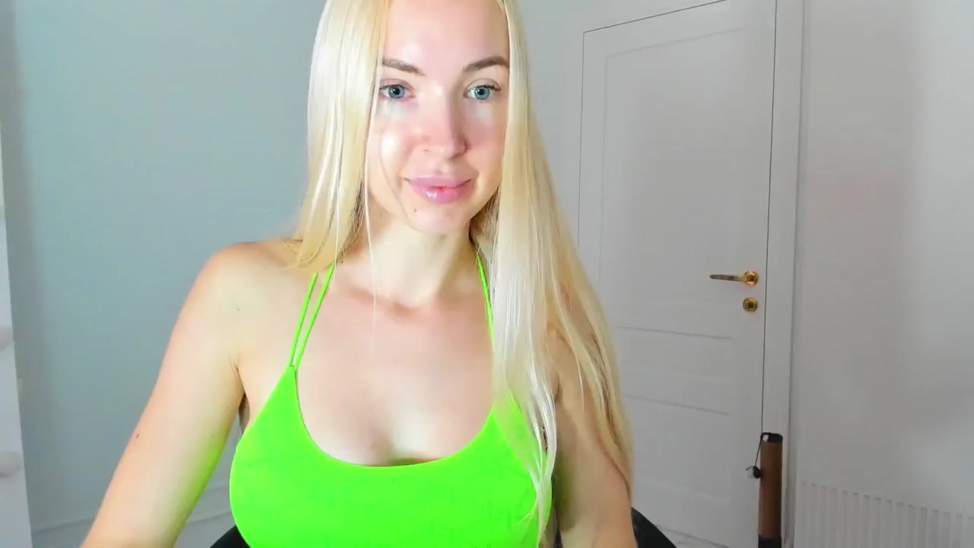 Gallery image thumbnail from ForeverBarbie's myfreecams stream on, 10/31/2024, 08:10 image 5 of 20