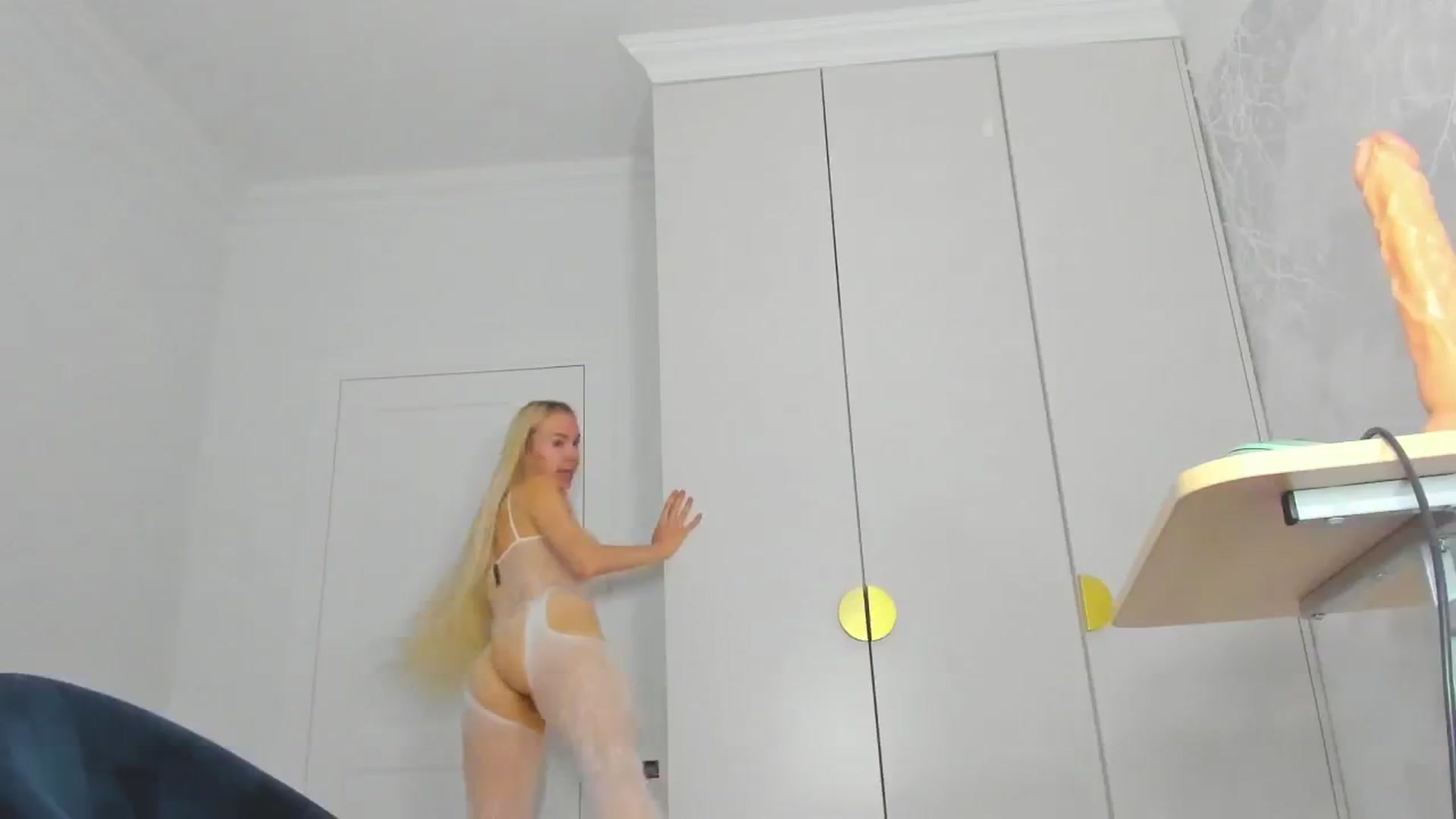 Gallery image thumbnail from ForeverBarbie's myfreecams stream on, 11/04/2024, 06:37 image 16 of 20