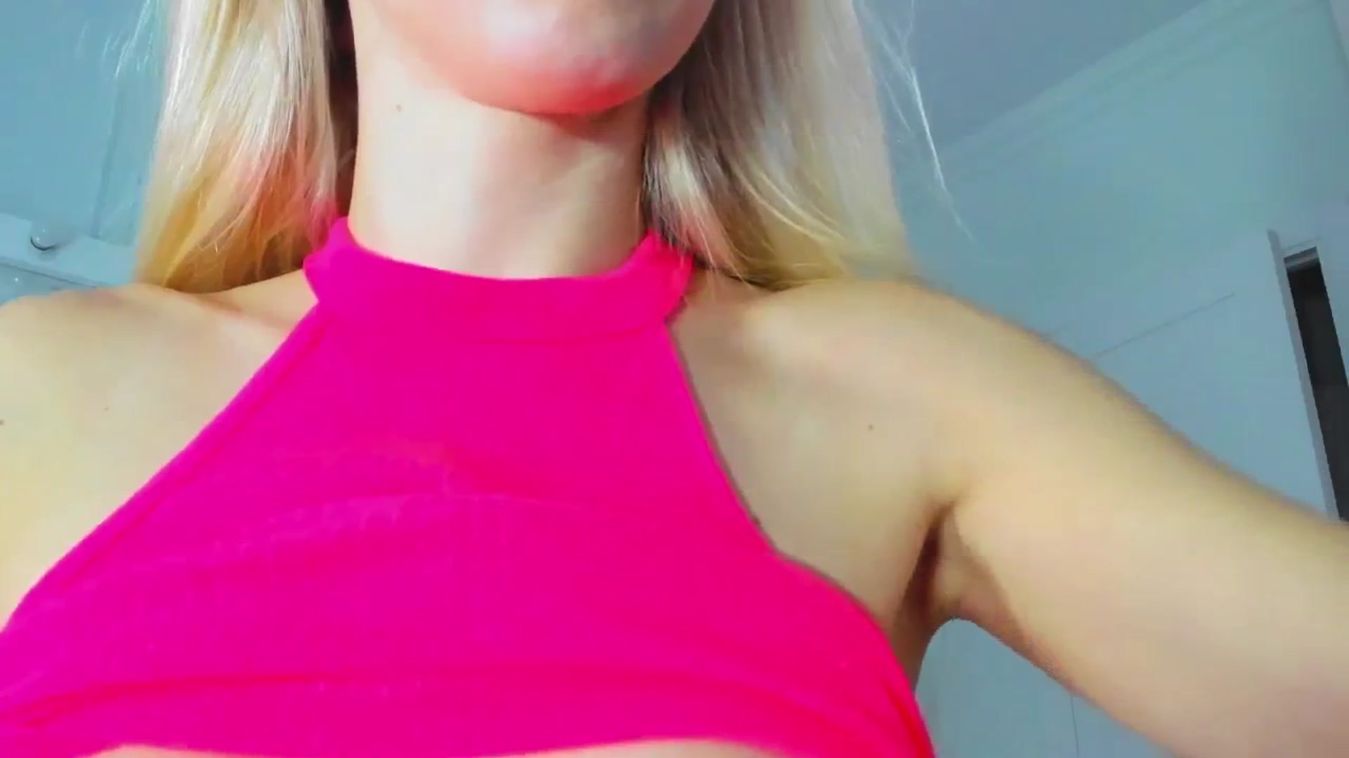 Gallery image thumbnail from ForeverBarbie's myfreecams stream on, 11/21/2024, 10:01 image 15 of 20