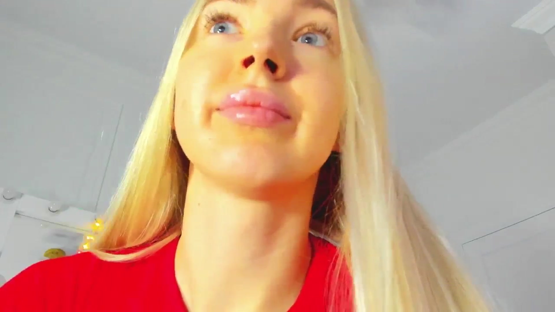 Gallery image thumbnail from ForeverBarbie's myfreecams stream on, 12/02/2024, 05:42 image 18 of 20