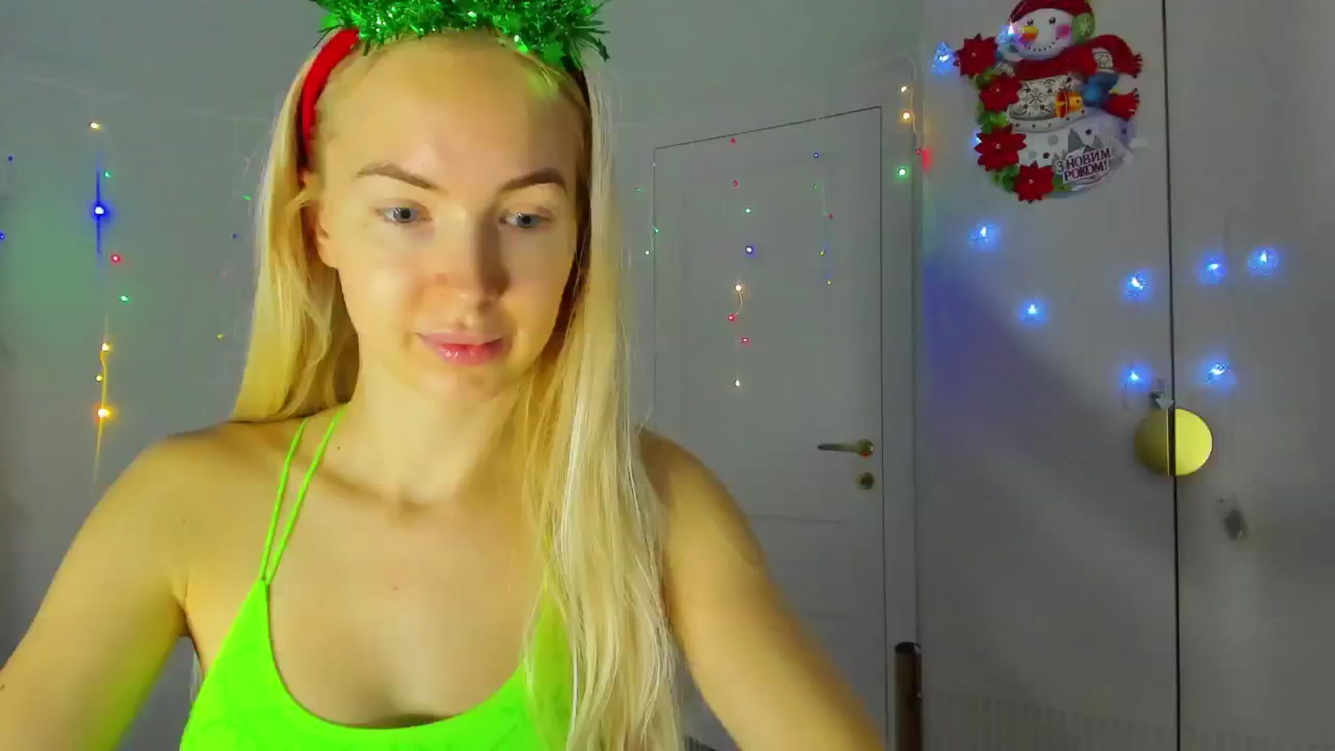 Gallery image thumbnail from ForeverBarbie's myfreecams stream on, 12/10/2024, 06:55 image 6 of 20