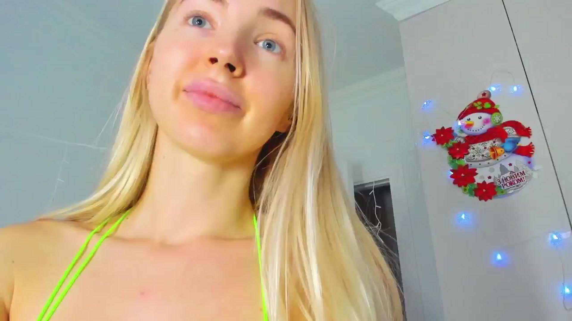 Gallery image thumbnail from ForeverBarbie's myfreecams stream on, 12/10/2024, 12:17 image 11 of 20