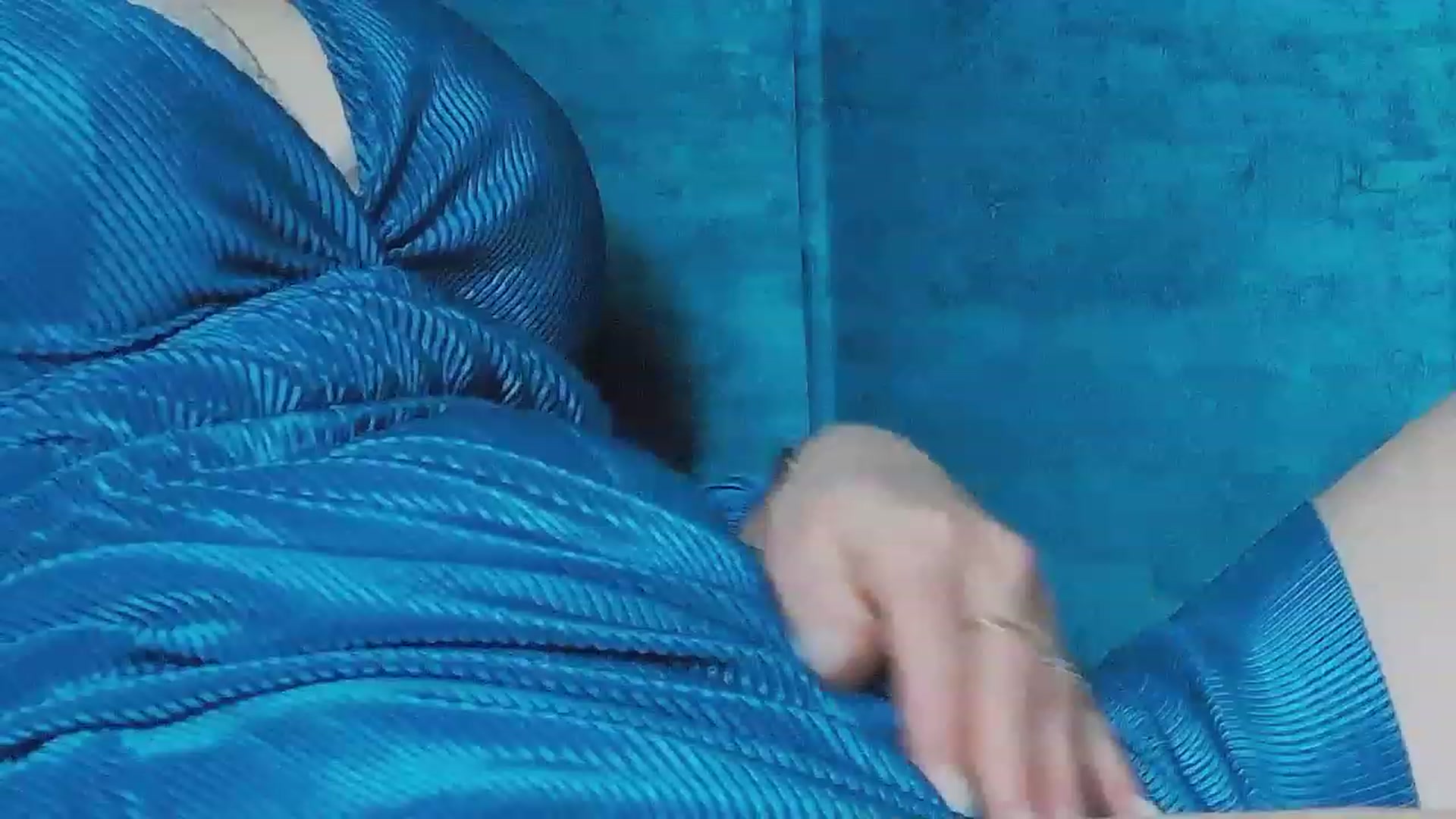 Gallery image thumbnail from ForeverChic's myfreecams stream on, 11/19/2022, 07:32 image 4 of 20